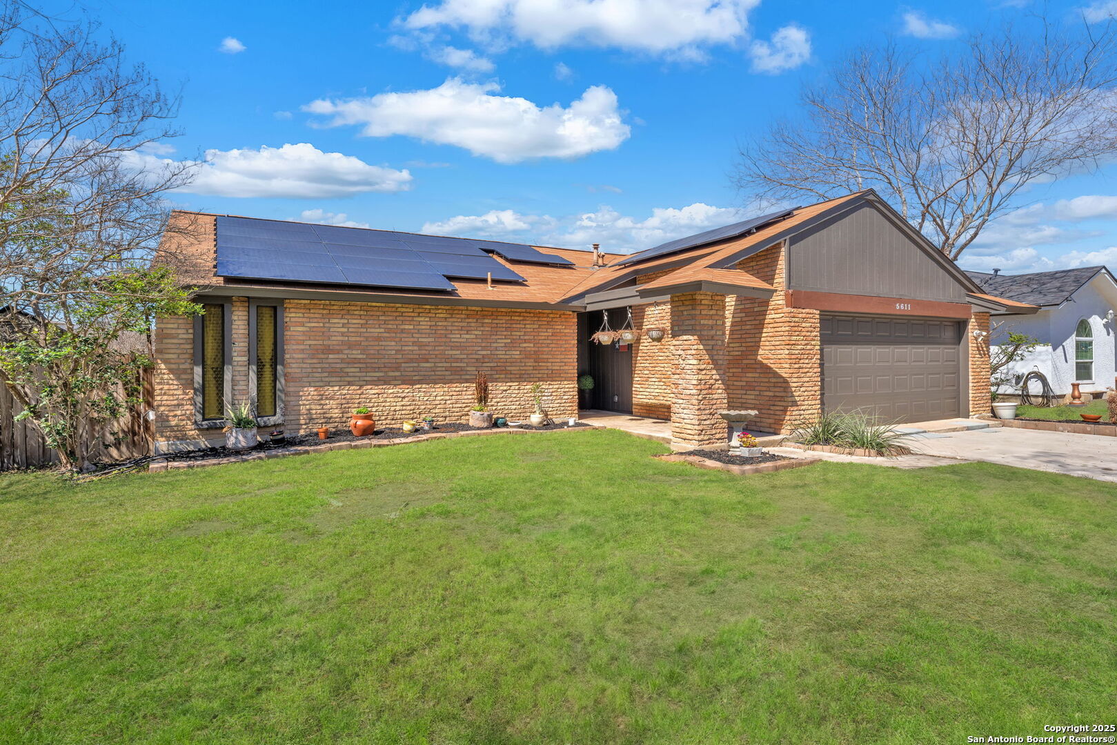 5611 Creekwood