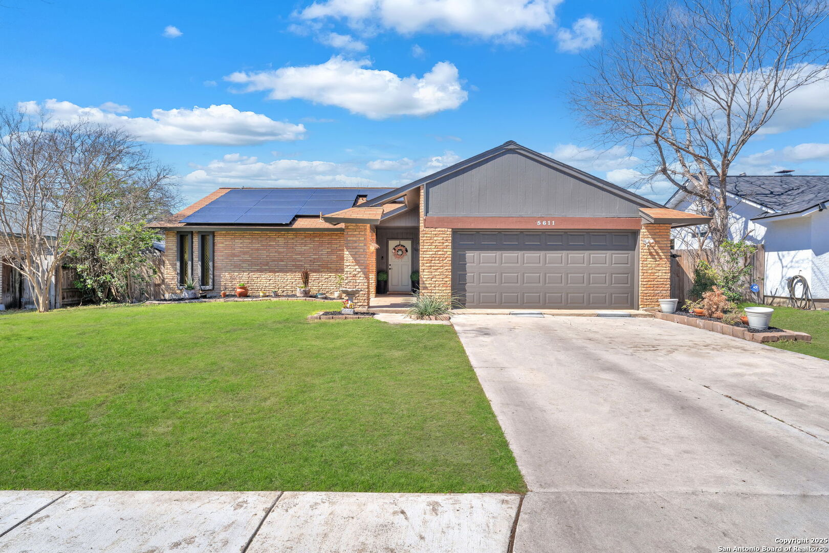 5611 Creekwood