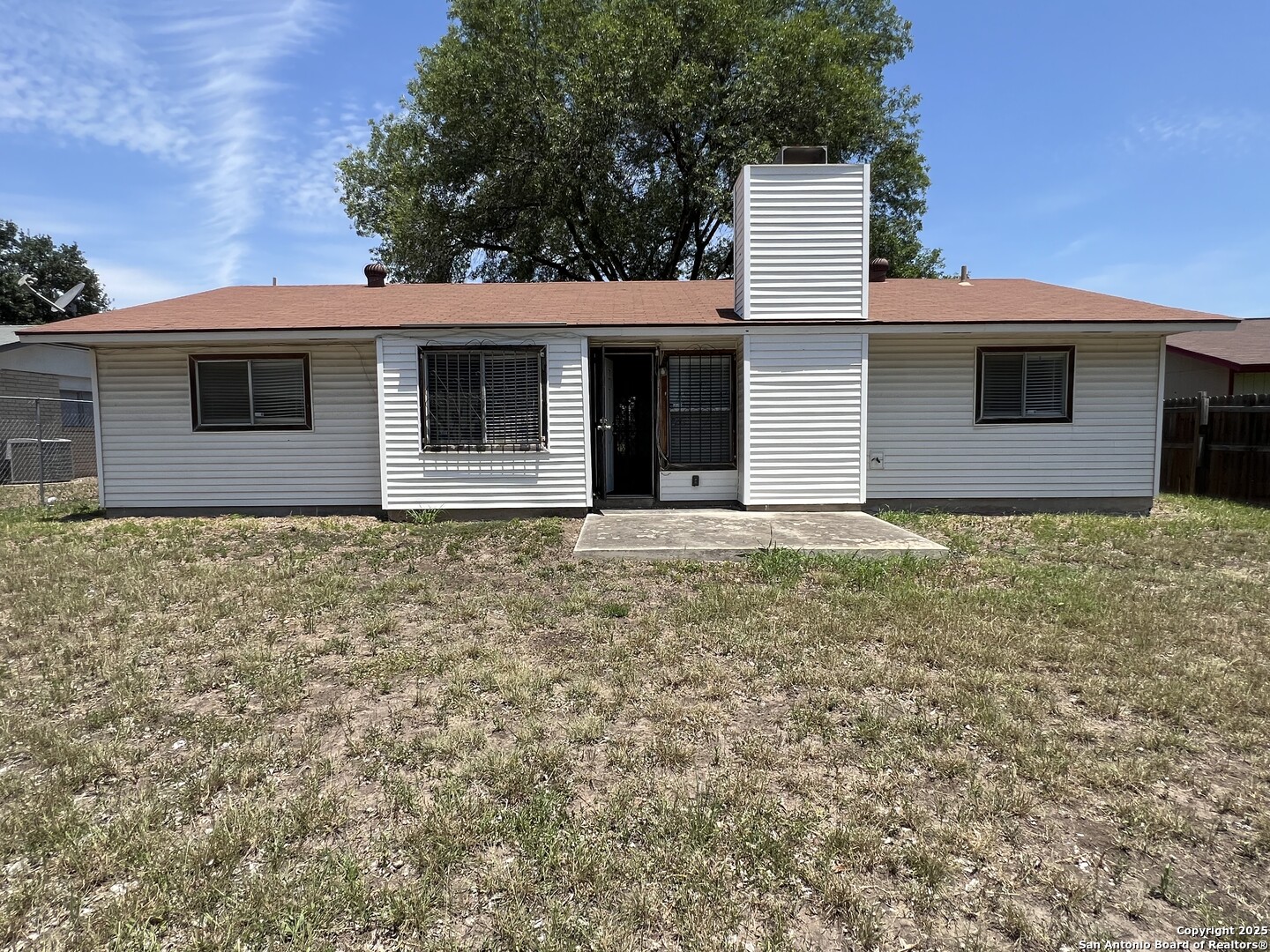5806 Tree View