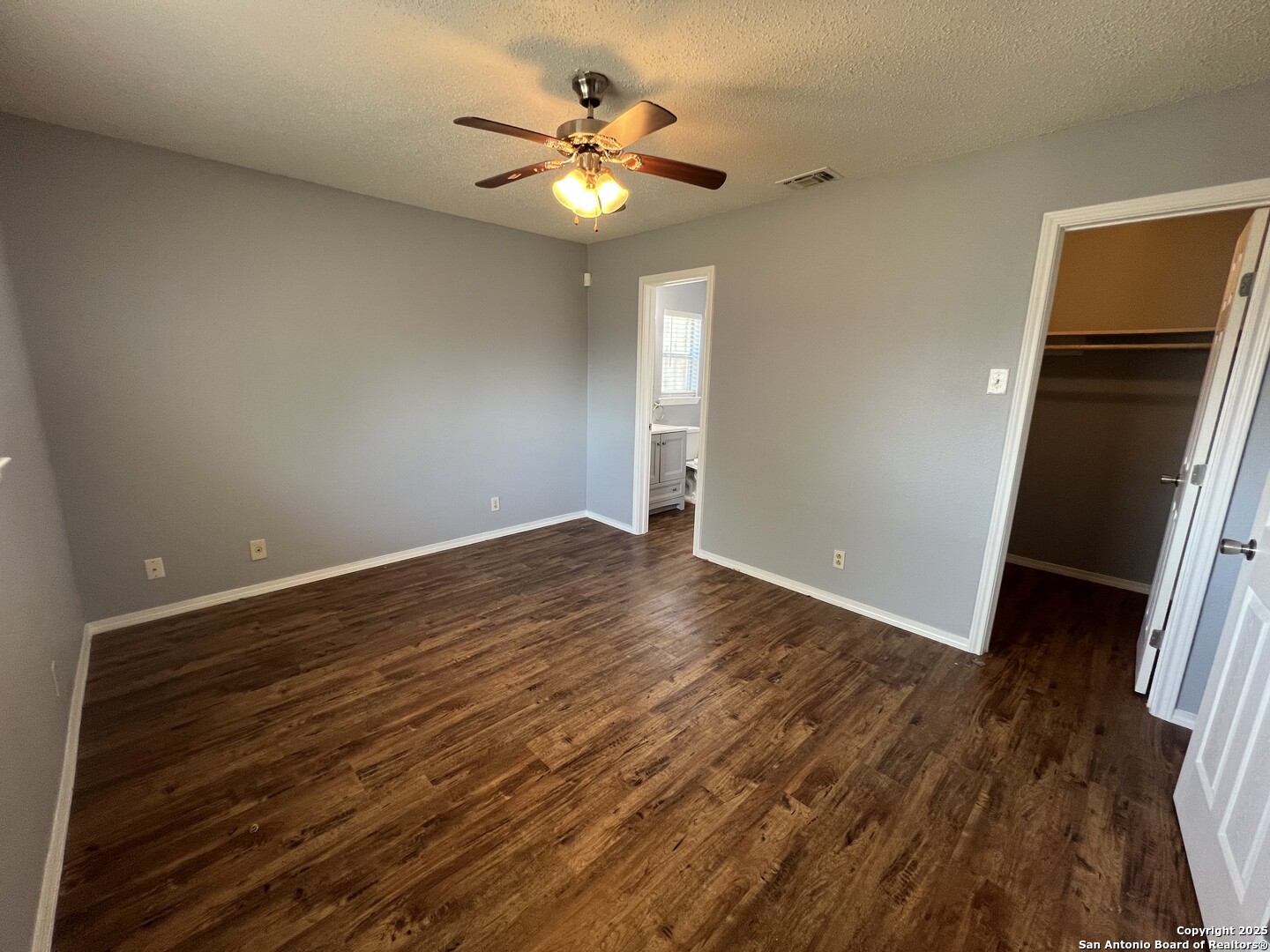 5806 Tree View