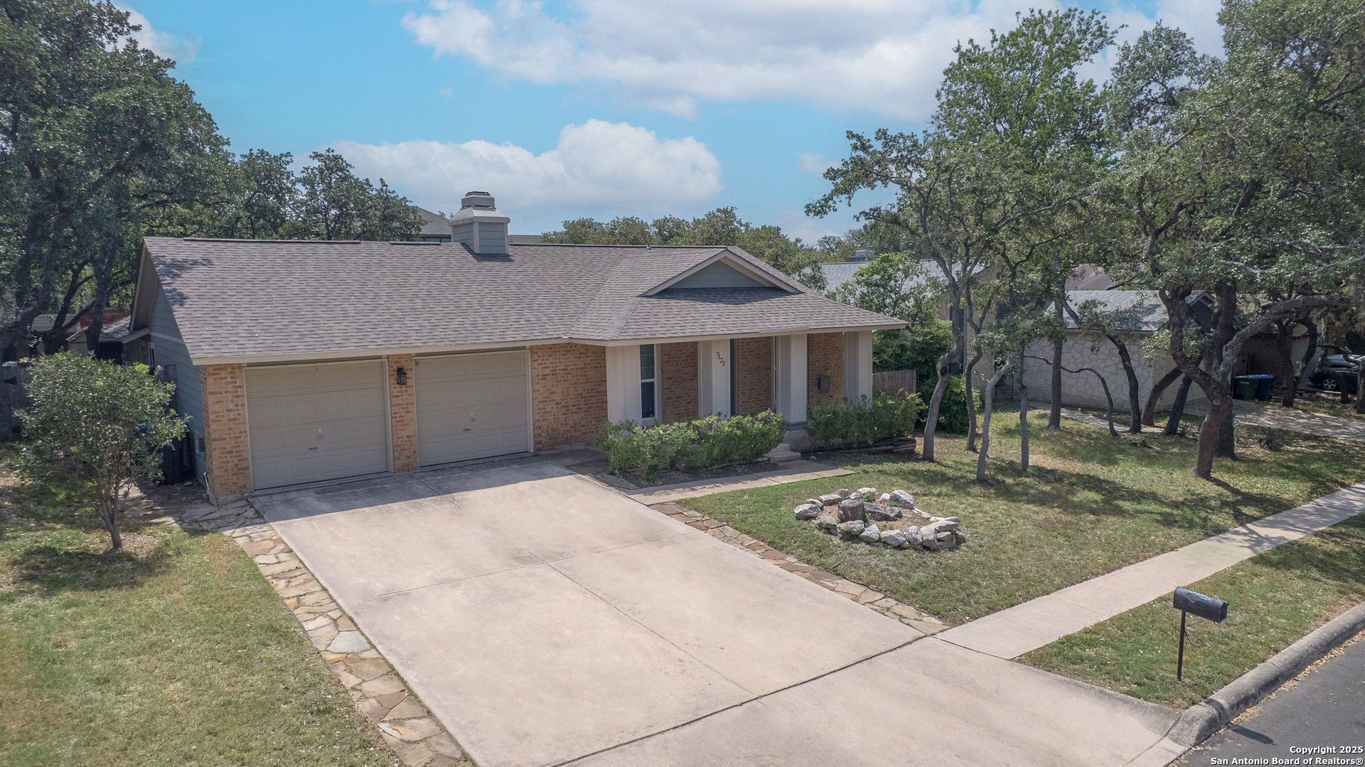 7122 Ranch Hill Dr