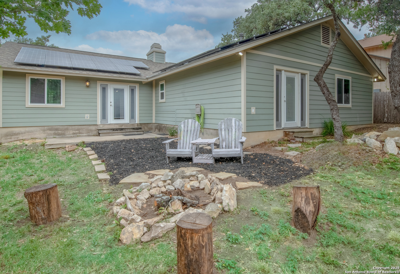 7122 Ranch Hill Dr