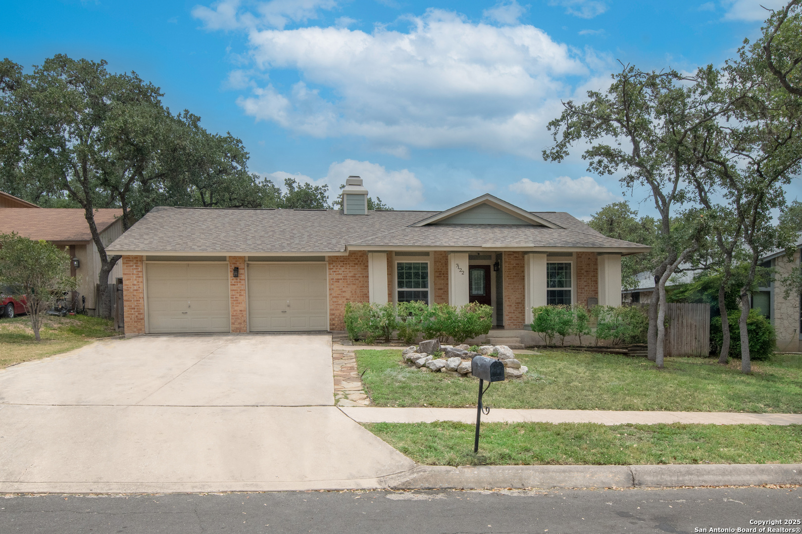 7122 Ranch Hill Dr