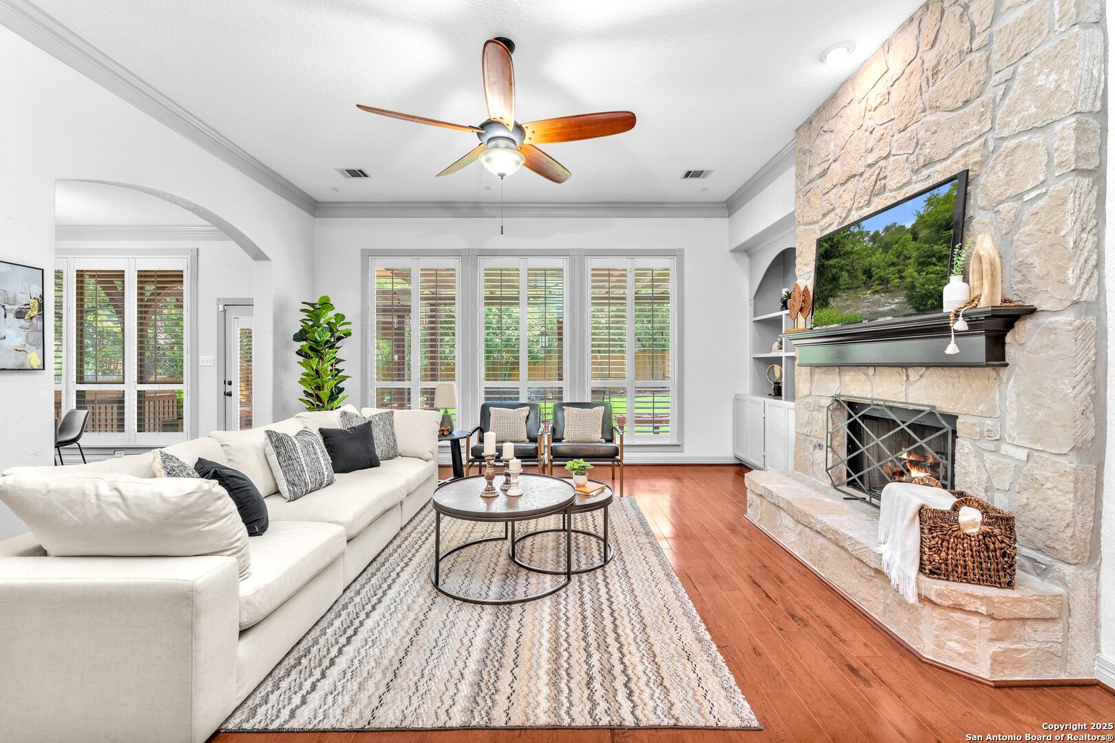 23229 Bison Canyon