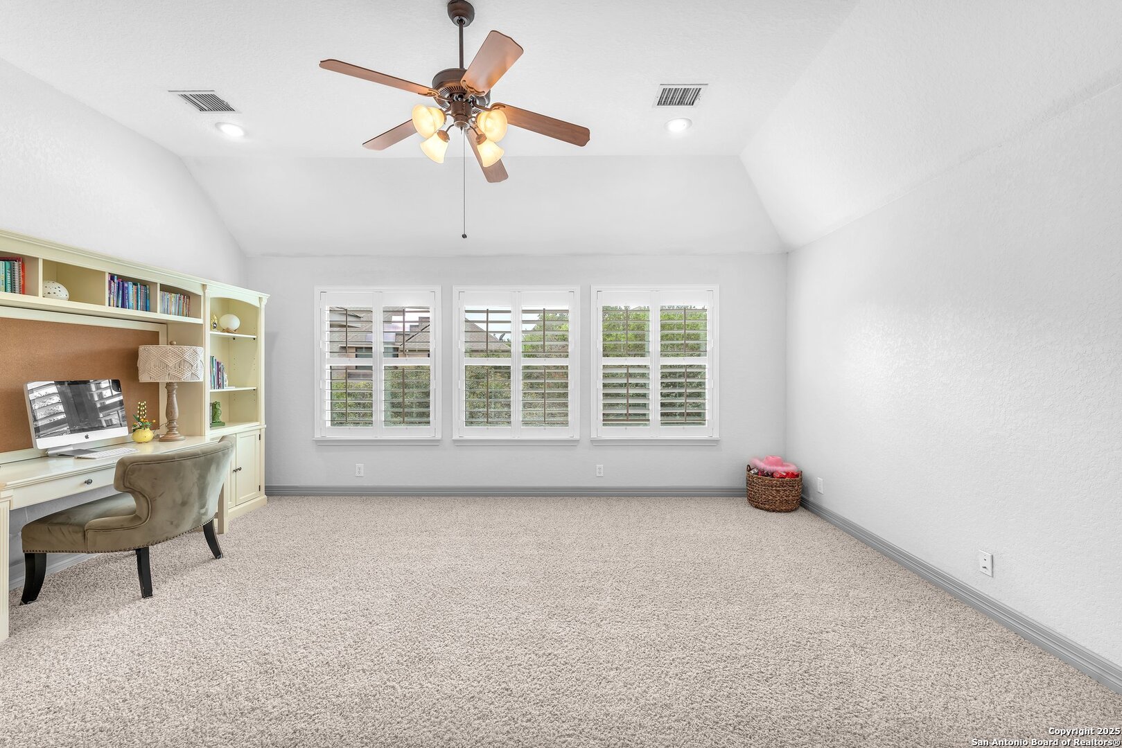 23229 Bison Canyon