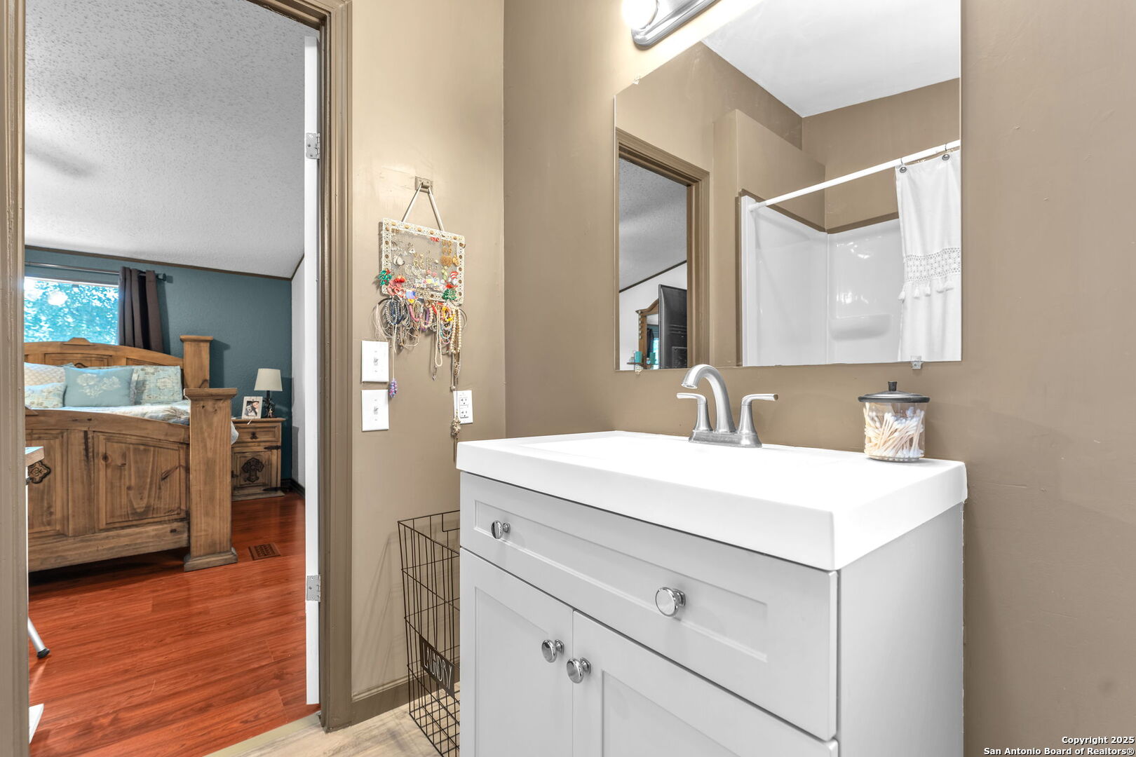 3827 Waterwood Pass