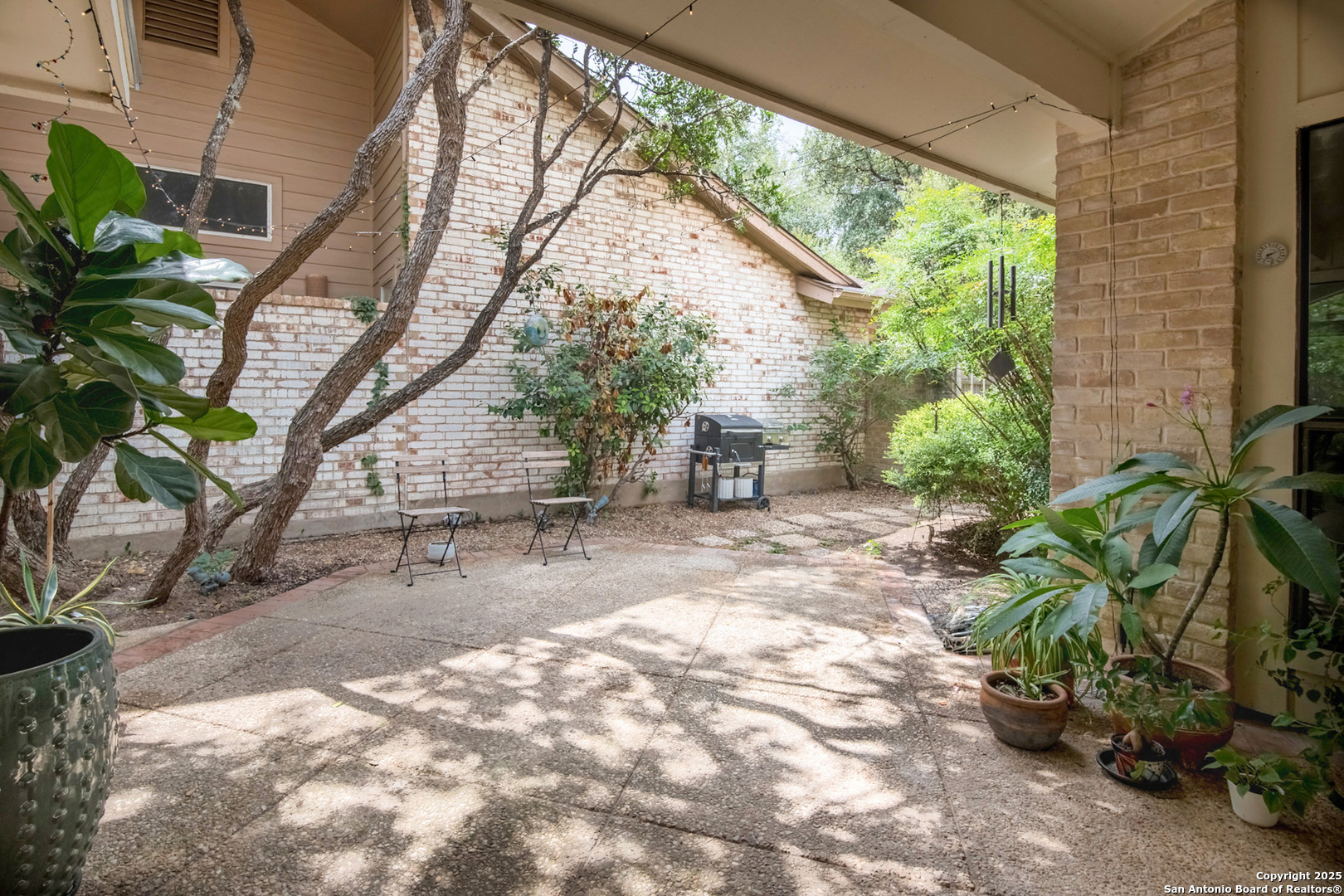 3726 Hunters Trail