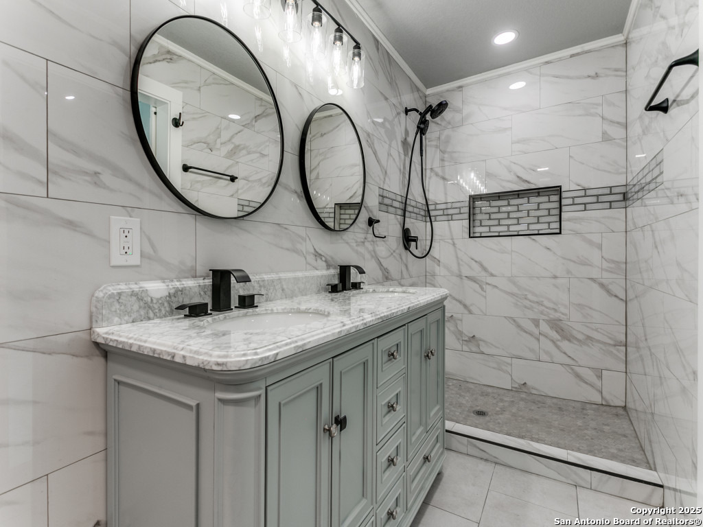 5422 Cerro Vista