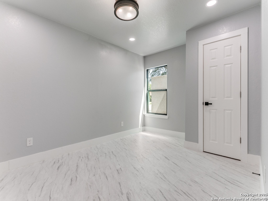 5422 Cerro Vista