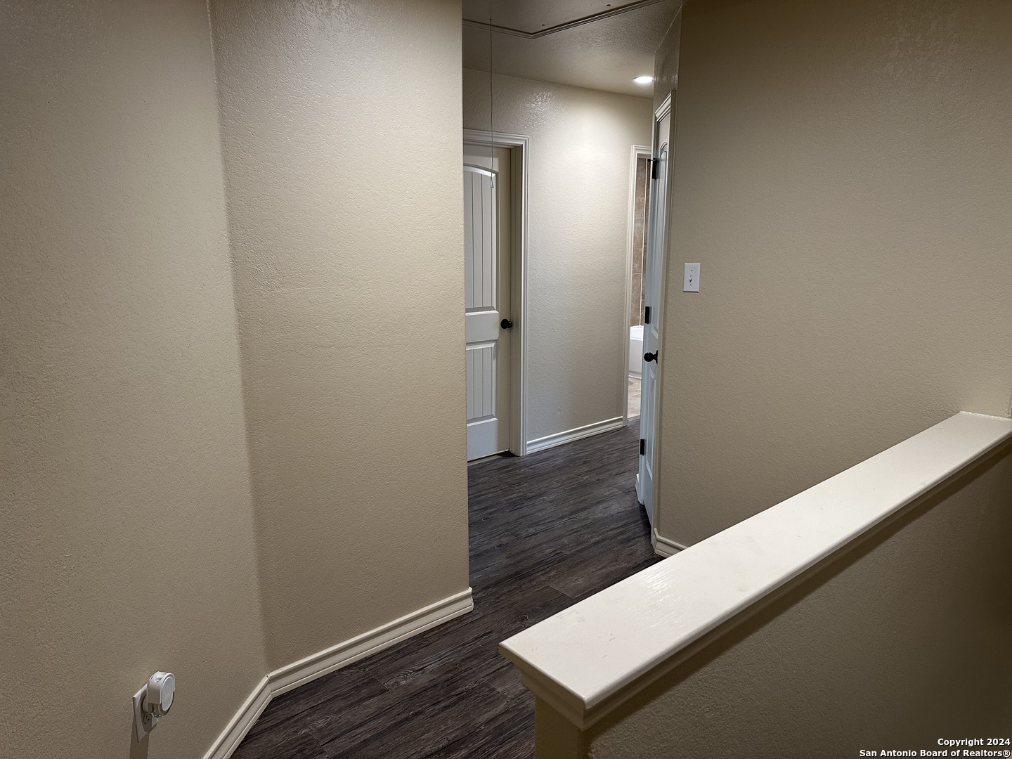 6946 LAKEVIEW DR 101