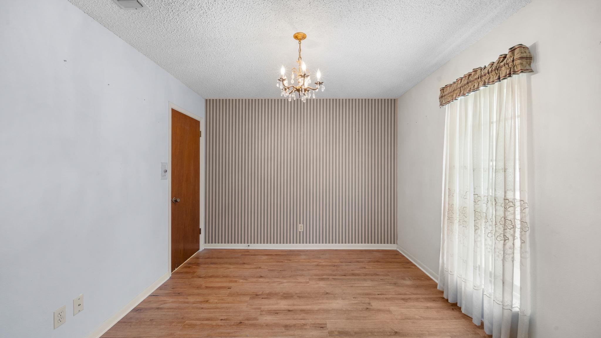 487 Edgewood Ave