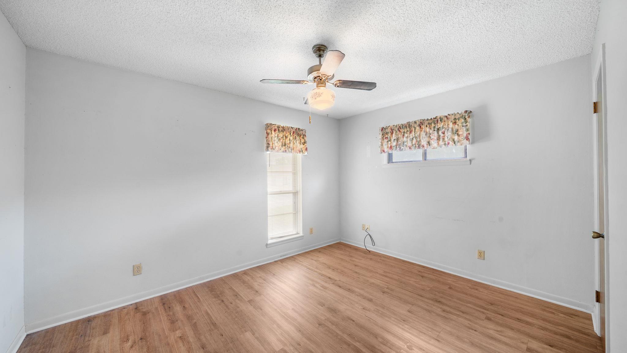 487 Edgewood Ave