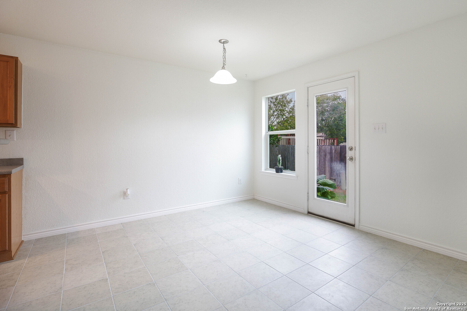8607 Egret Ct