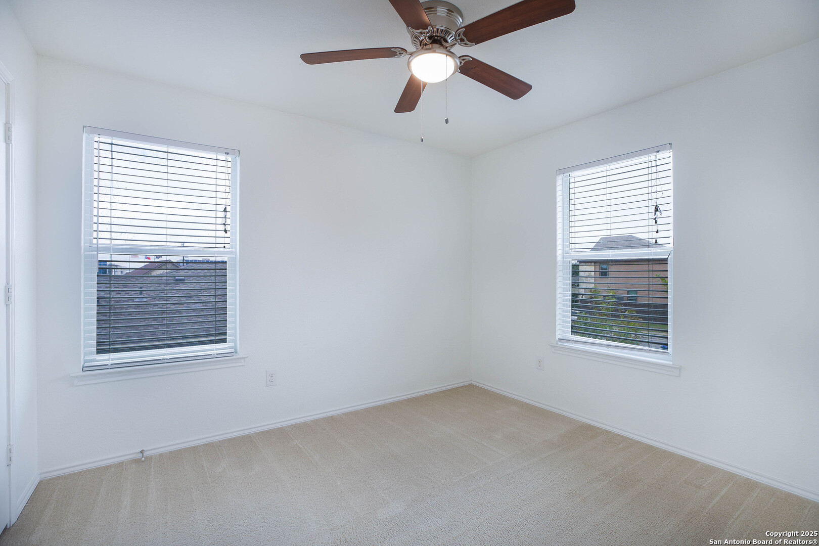 8607 Egret Ct