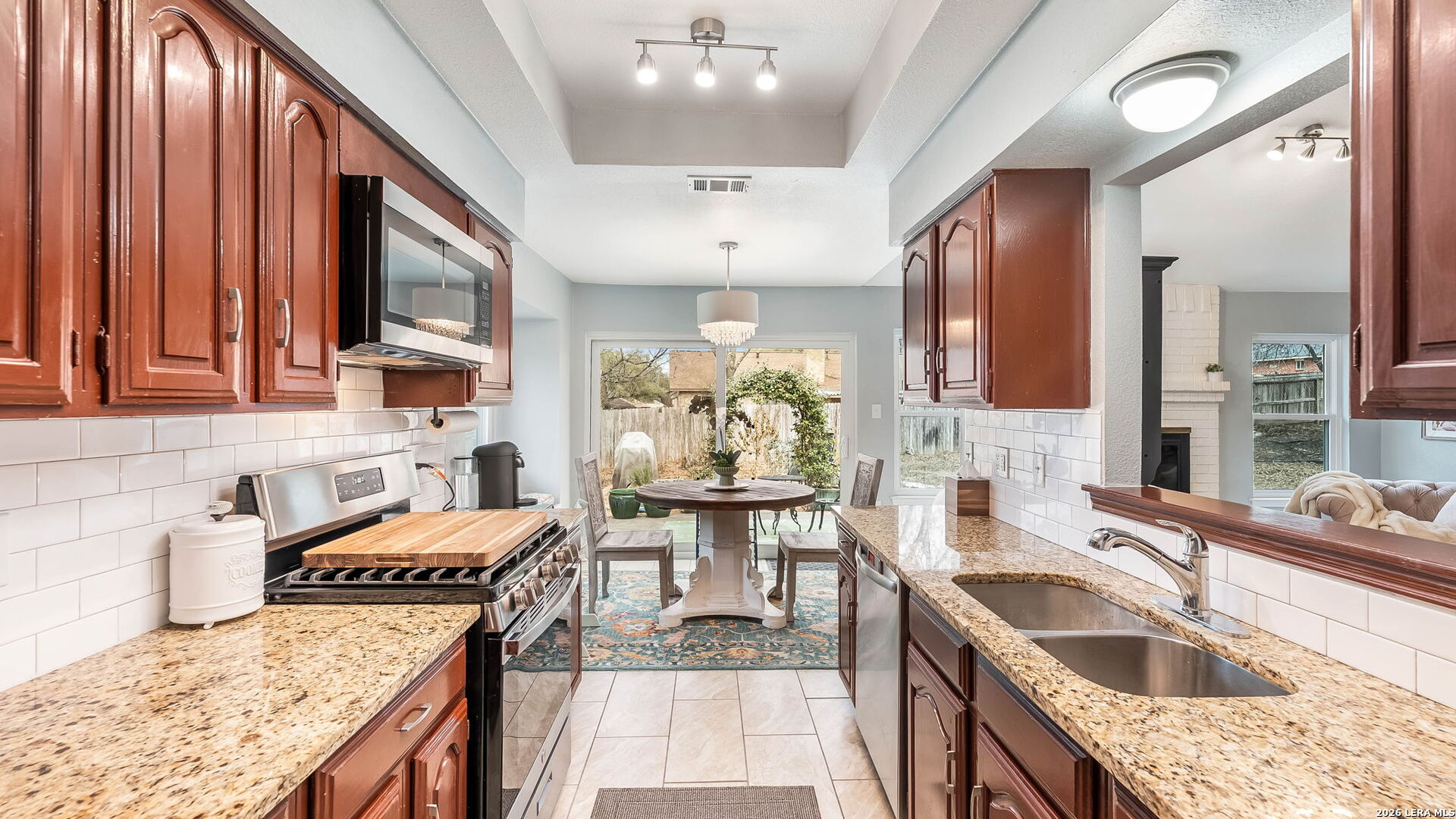 7863 Hawk Trail