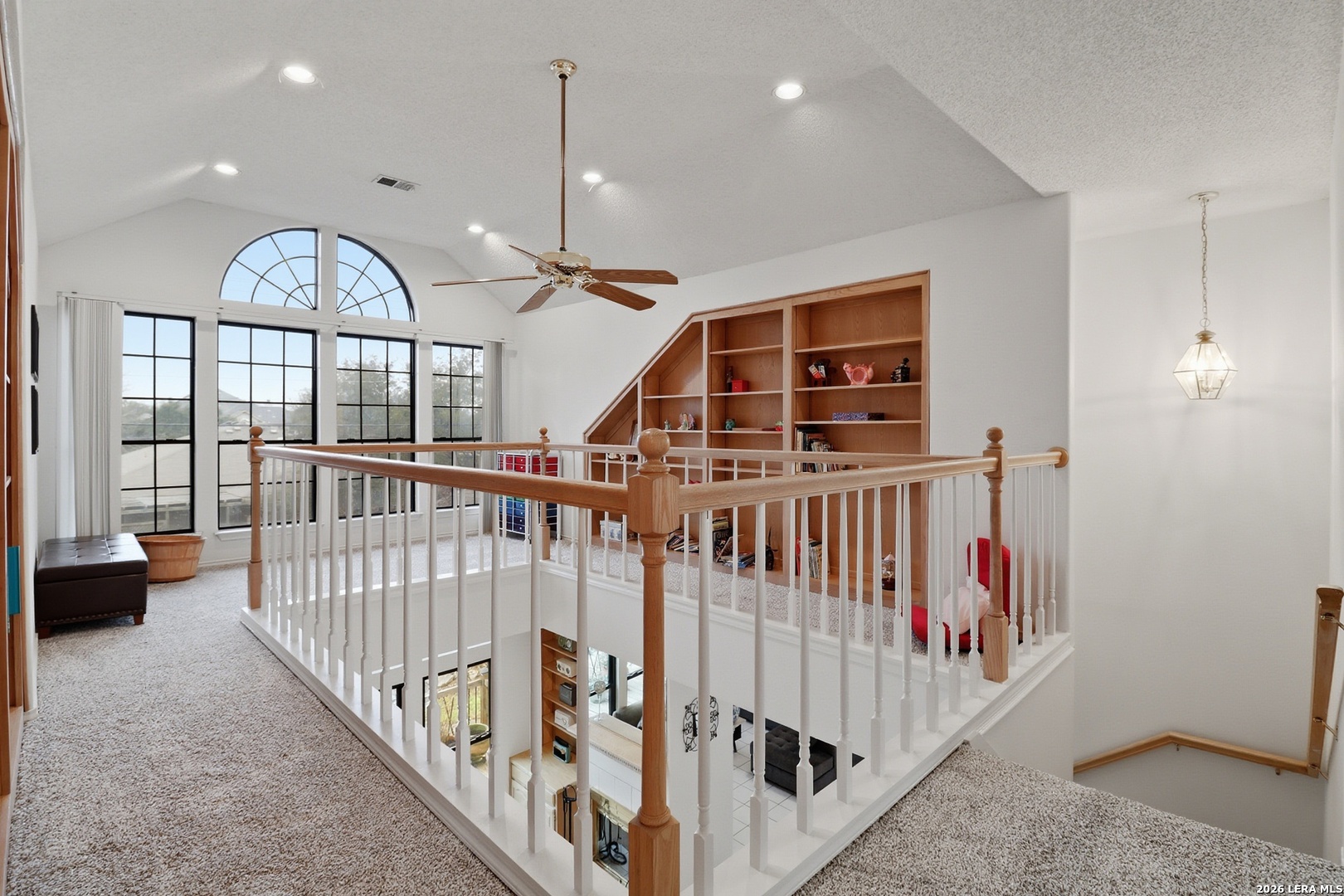 1318 Summit Creek
