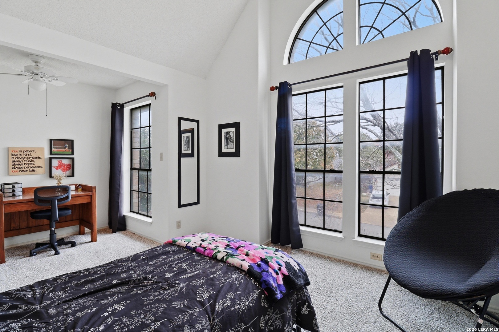 1318 Summit Creek