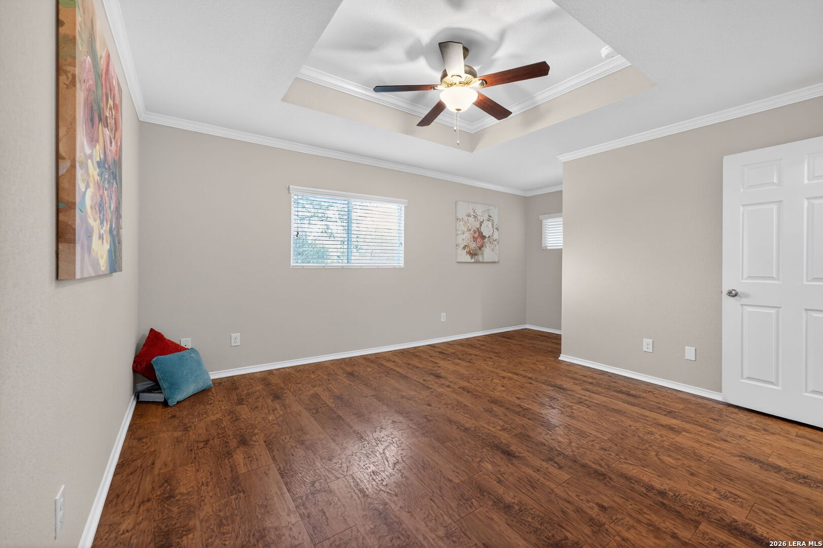 25011 Longbranch