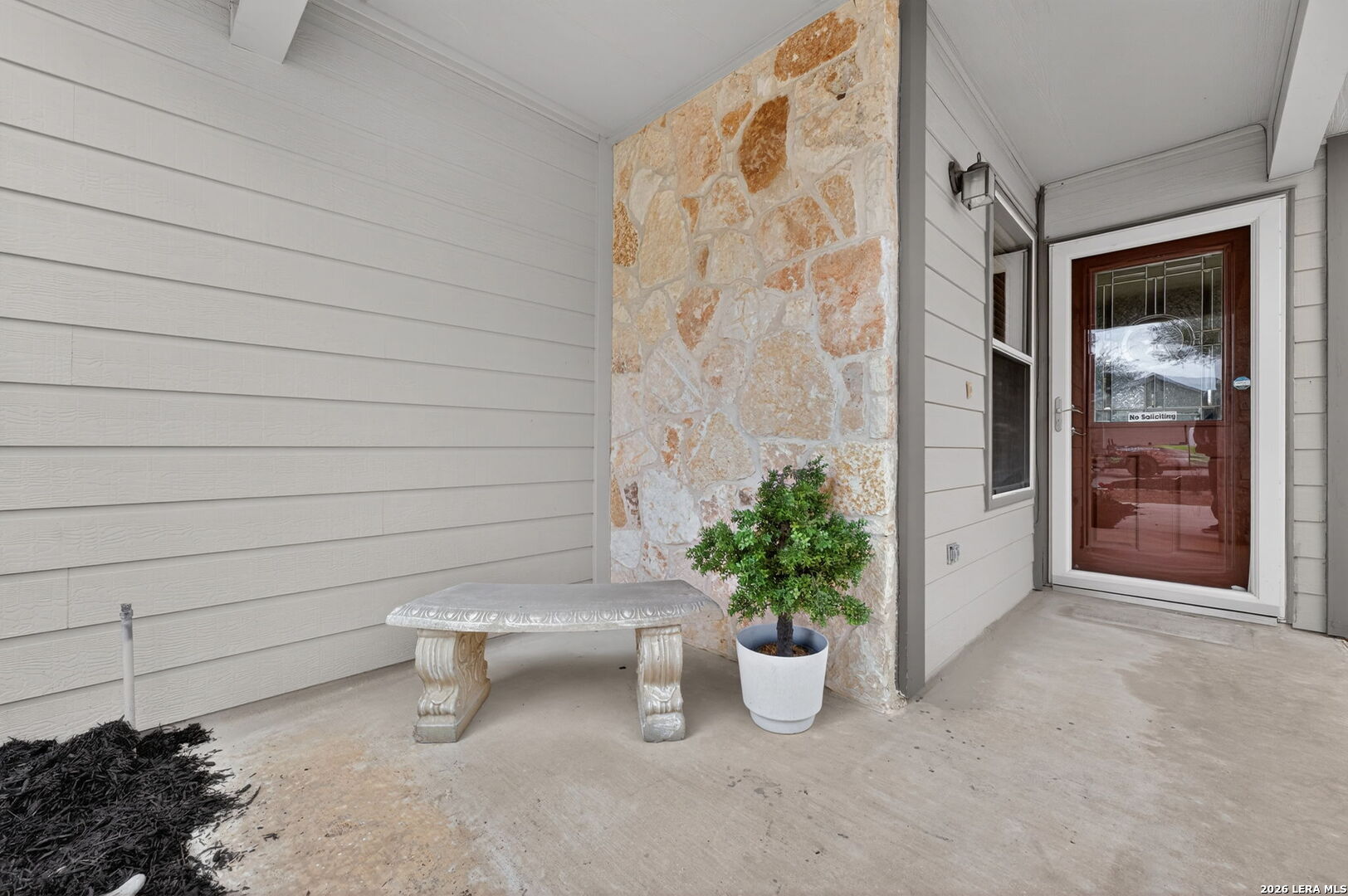 25011 Longbranch