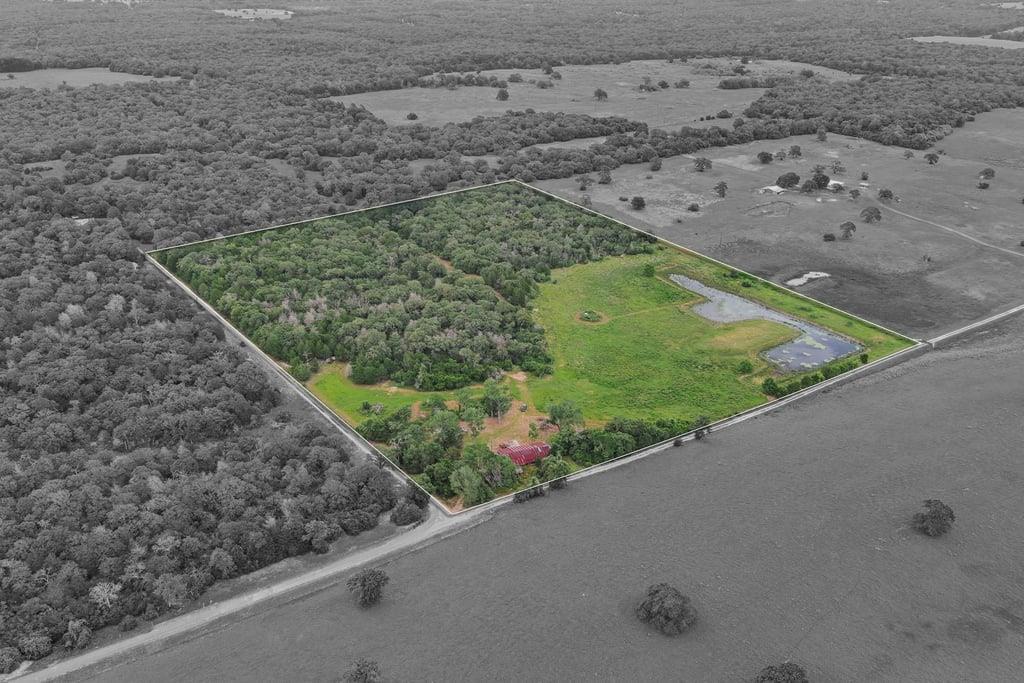 1910 E County Road 415