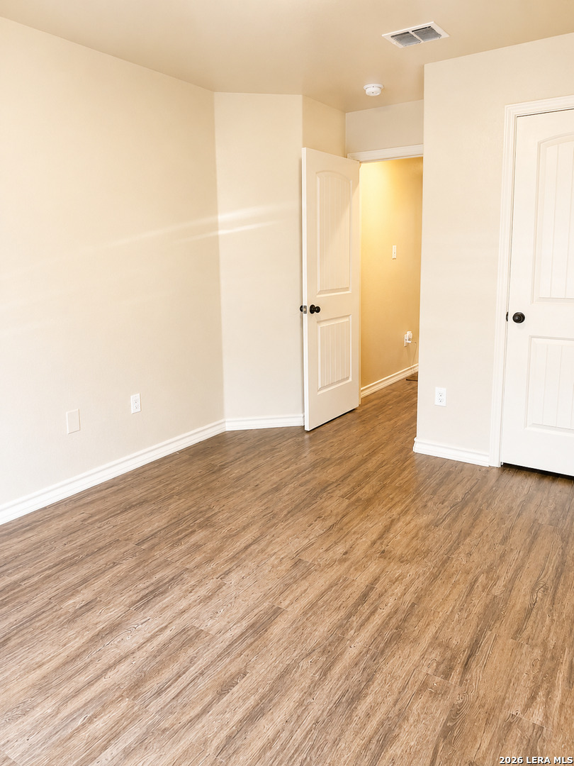 6946 Lakeview