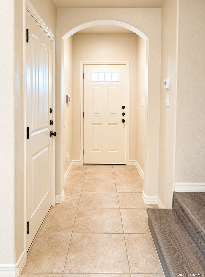 6946 Lakeview