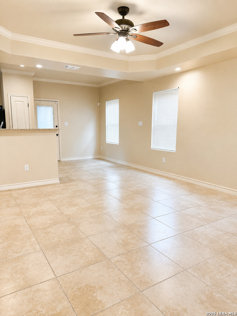 6946 Lakeview