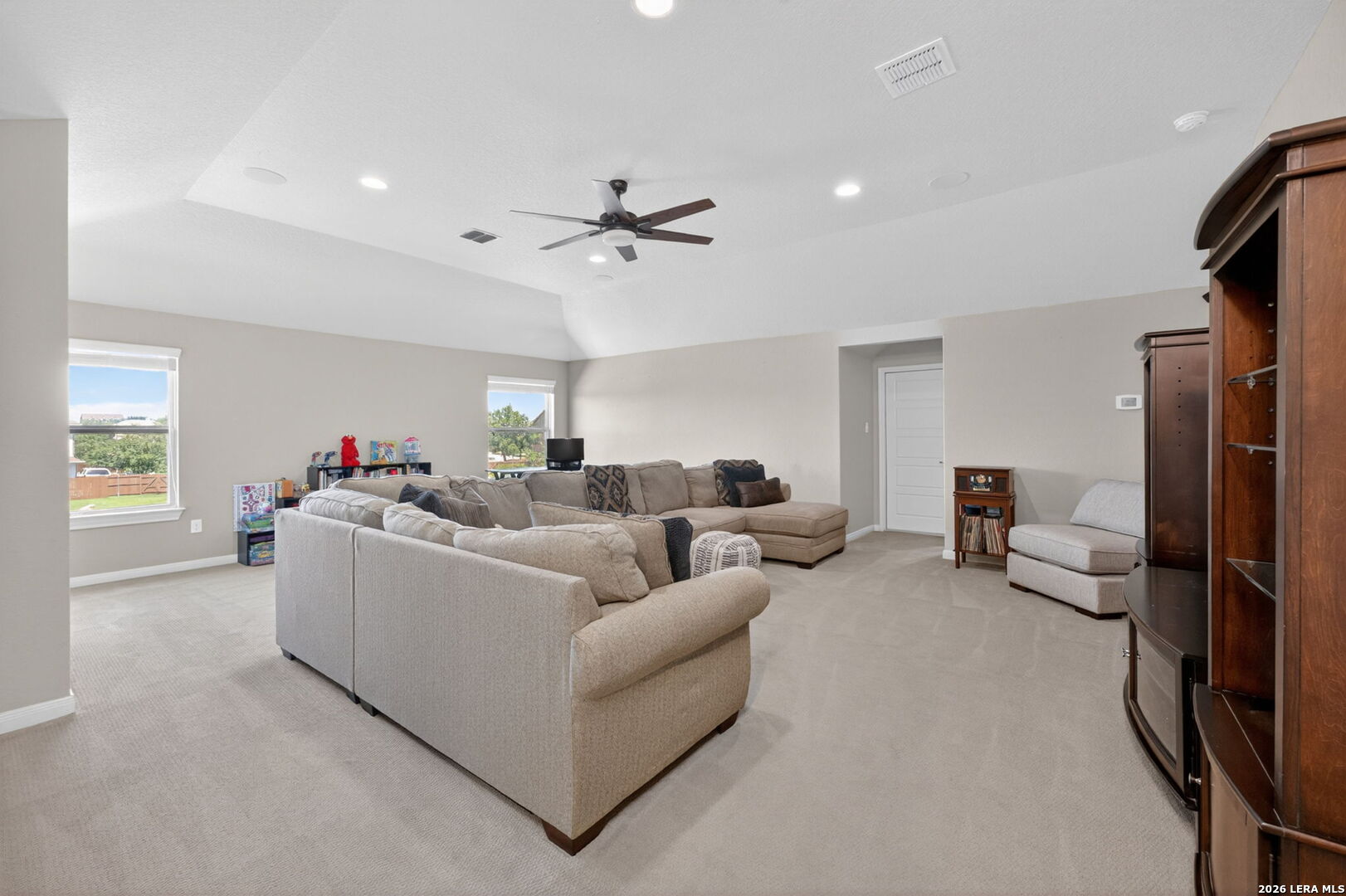 7118 DELAINE PARK