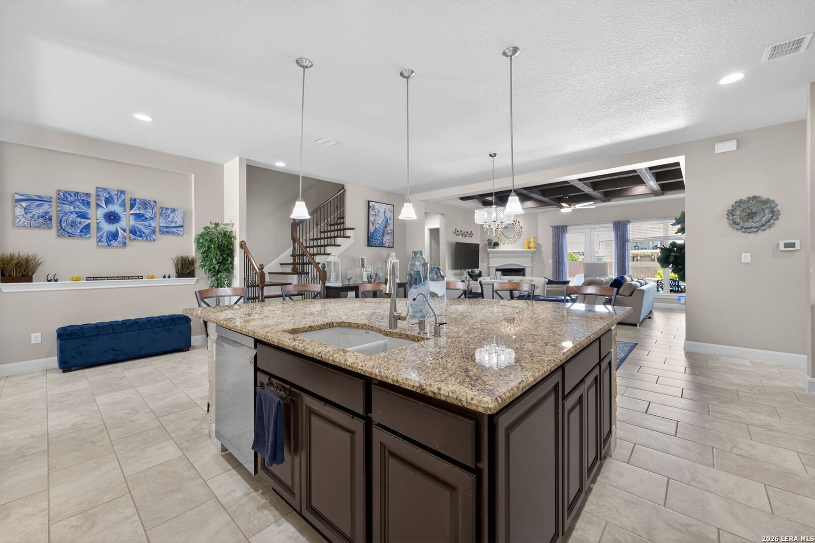 7118 DELAINE PARK
