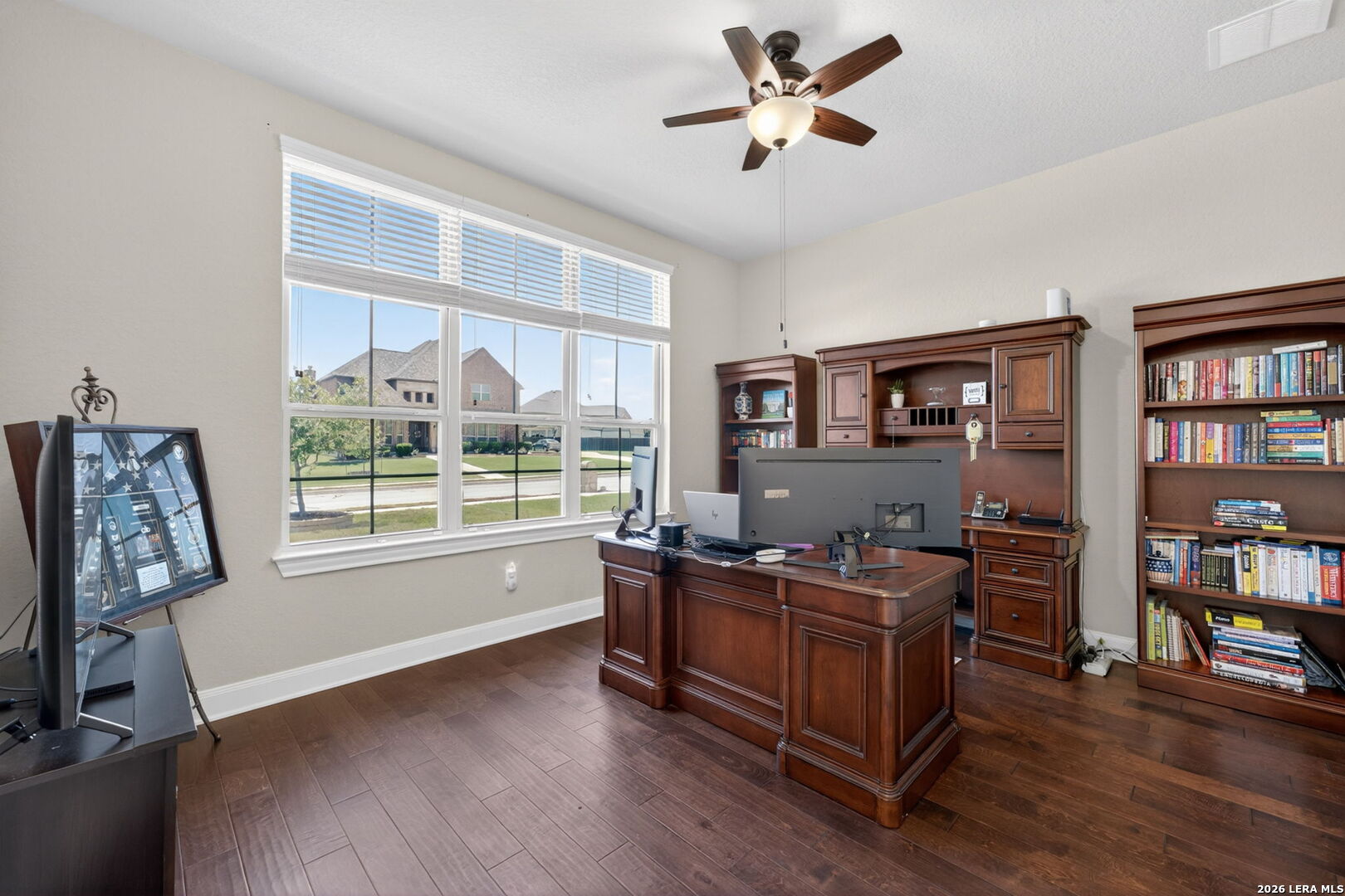 7118 DELAINE PARK