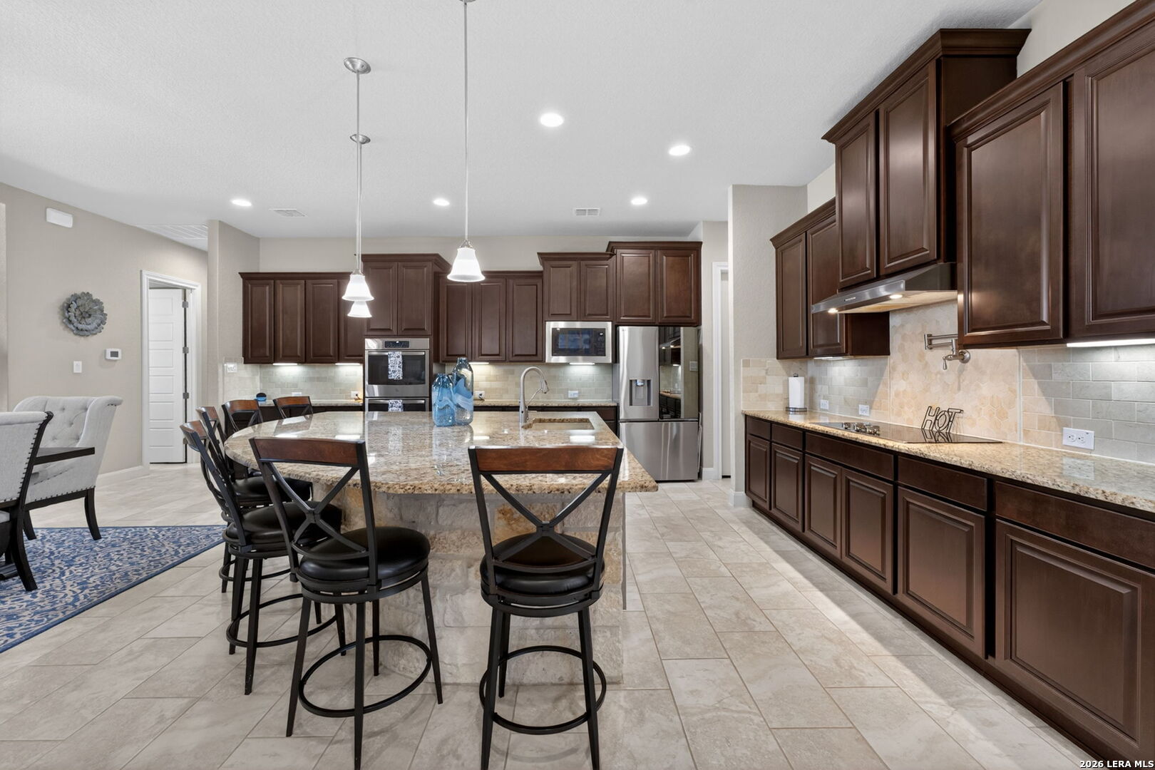 7118 DELAINE PARK