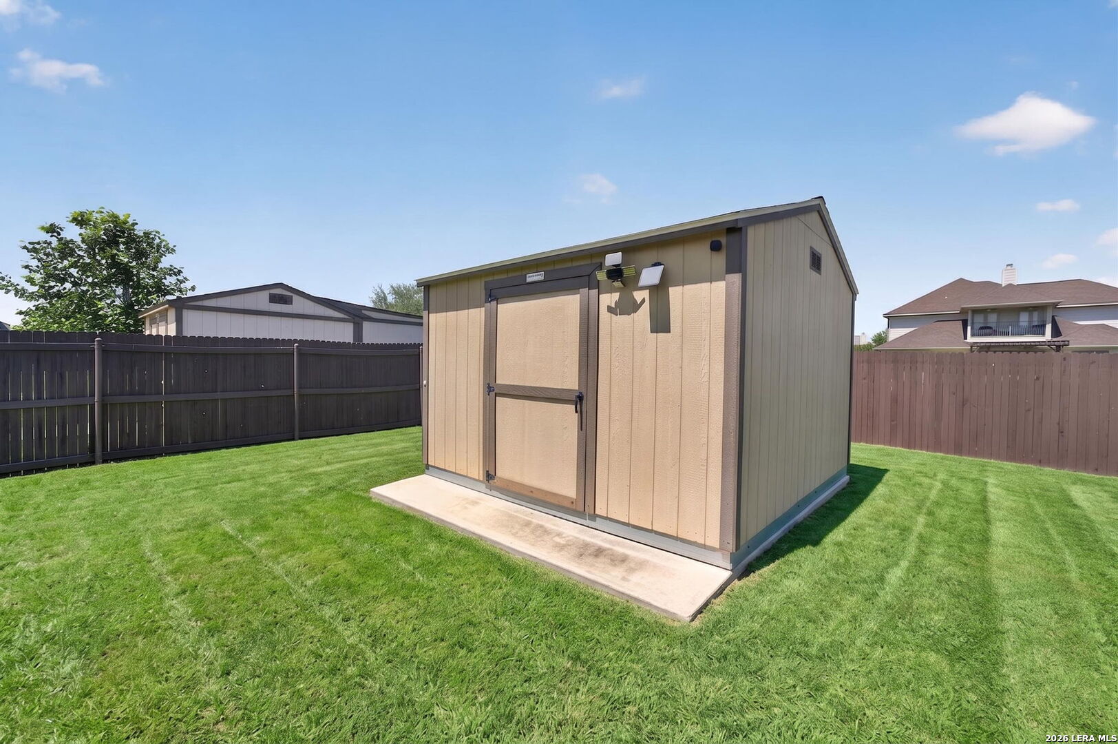7118 DELAINE PARK