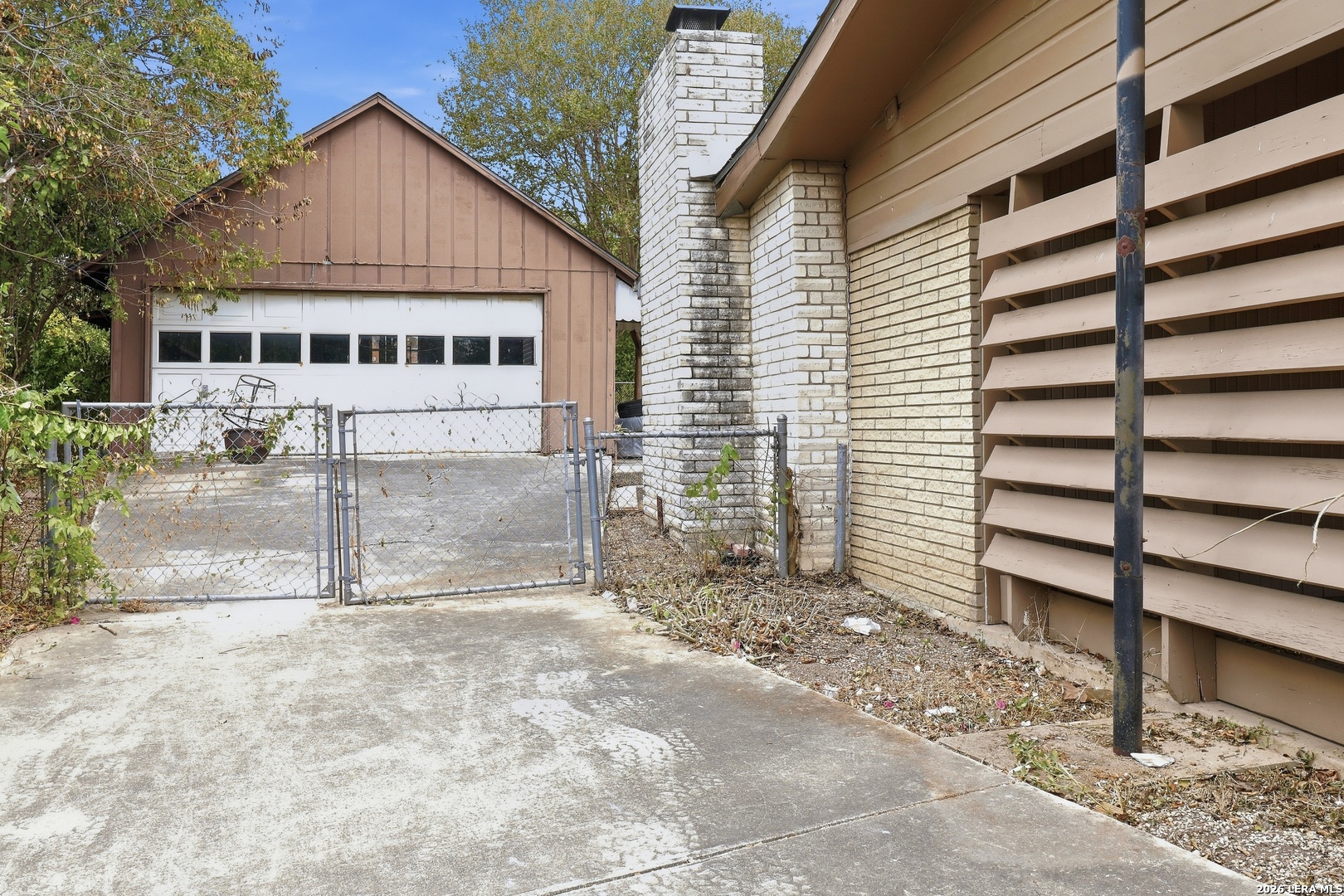 407 MONTPELIER DR