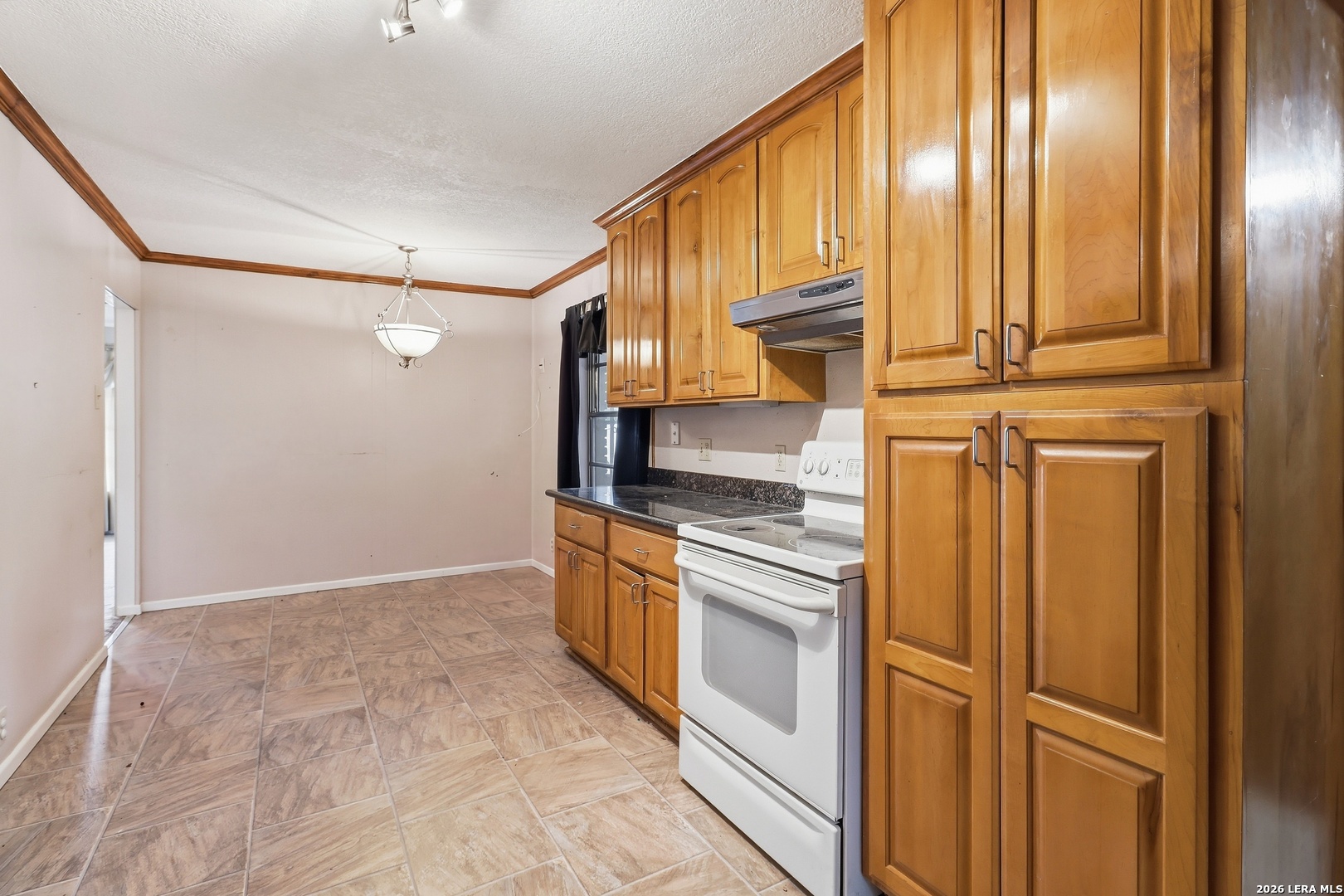 407 MONTPELIER DR