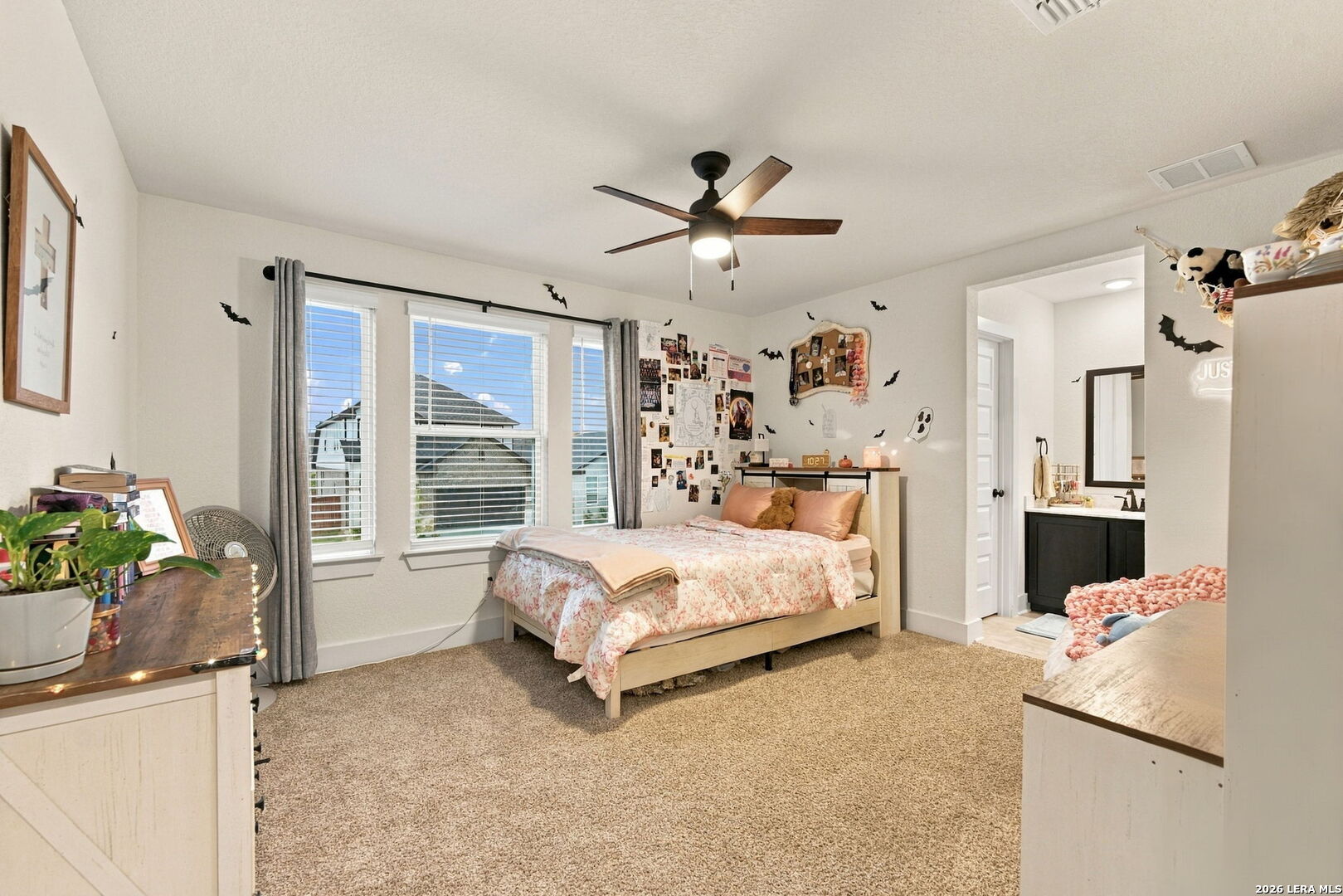 9402 Pioneer Junction