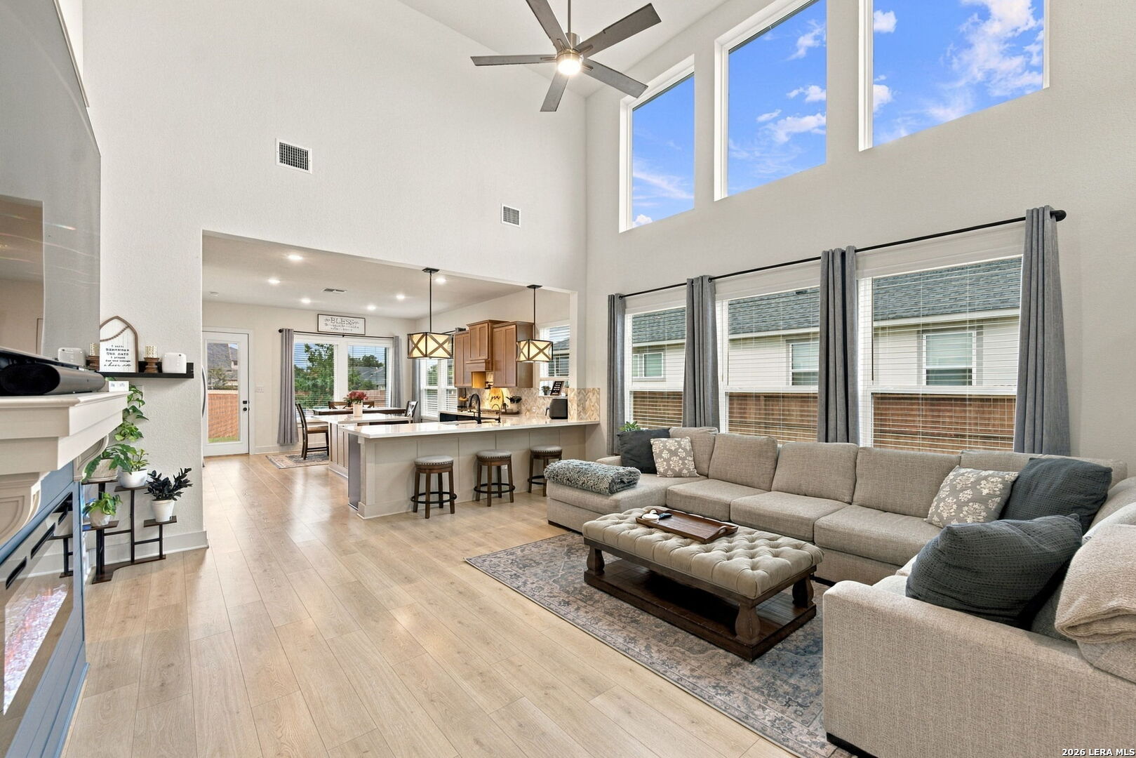 9402 Pioneer Junction
