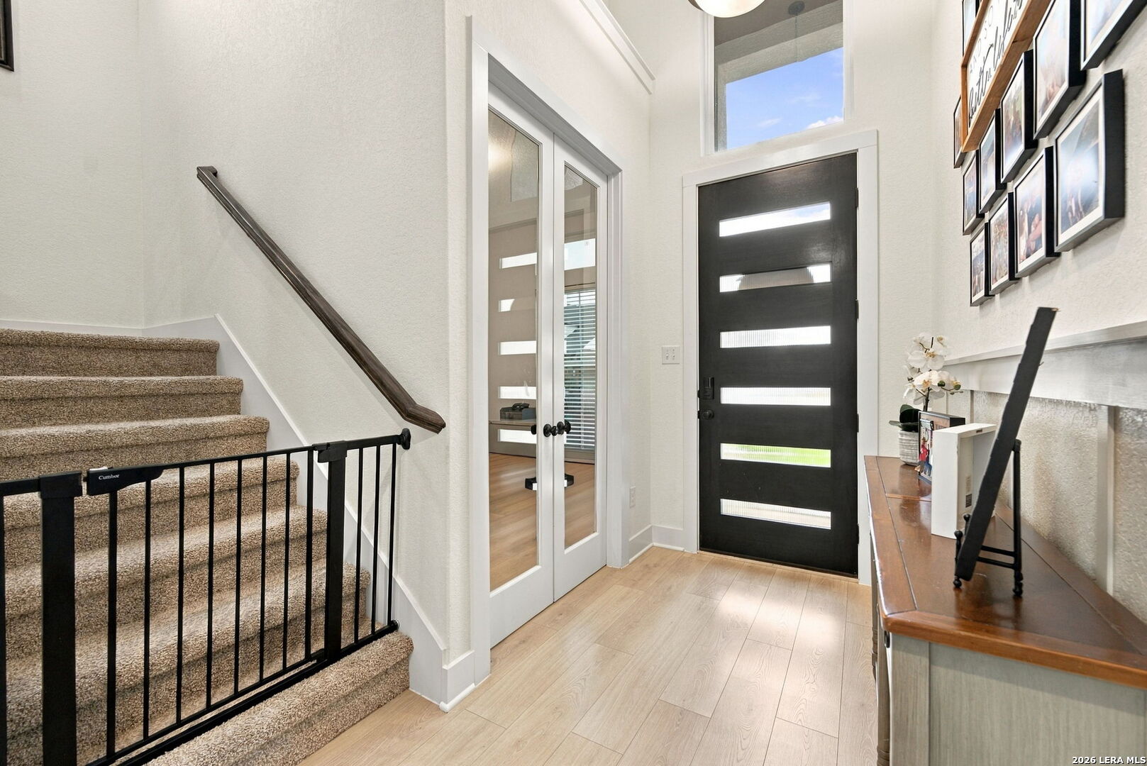 9402 Pioneer Junction