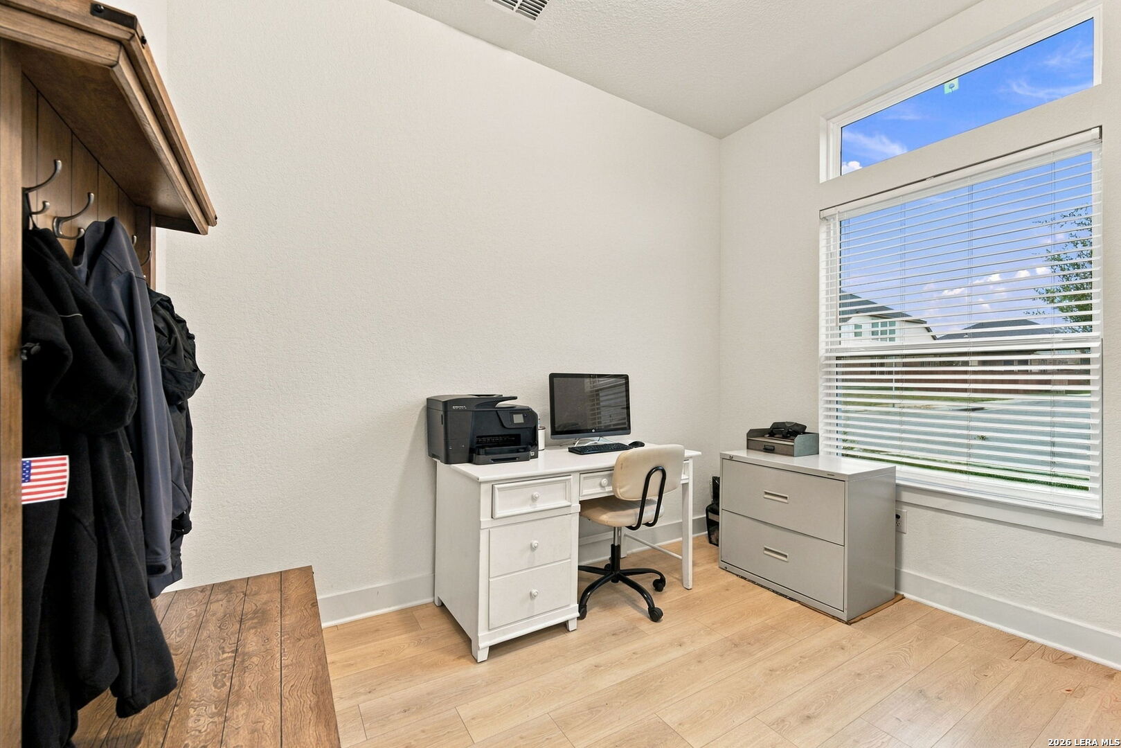 9402 Pioneer Junction