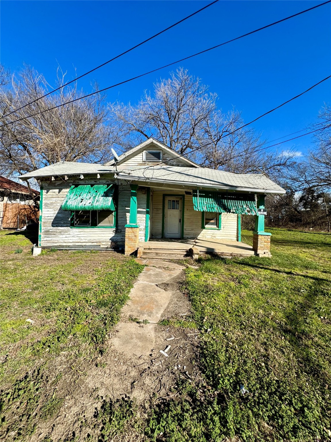 211 S Covington Street