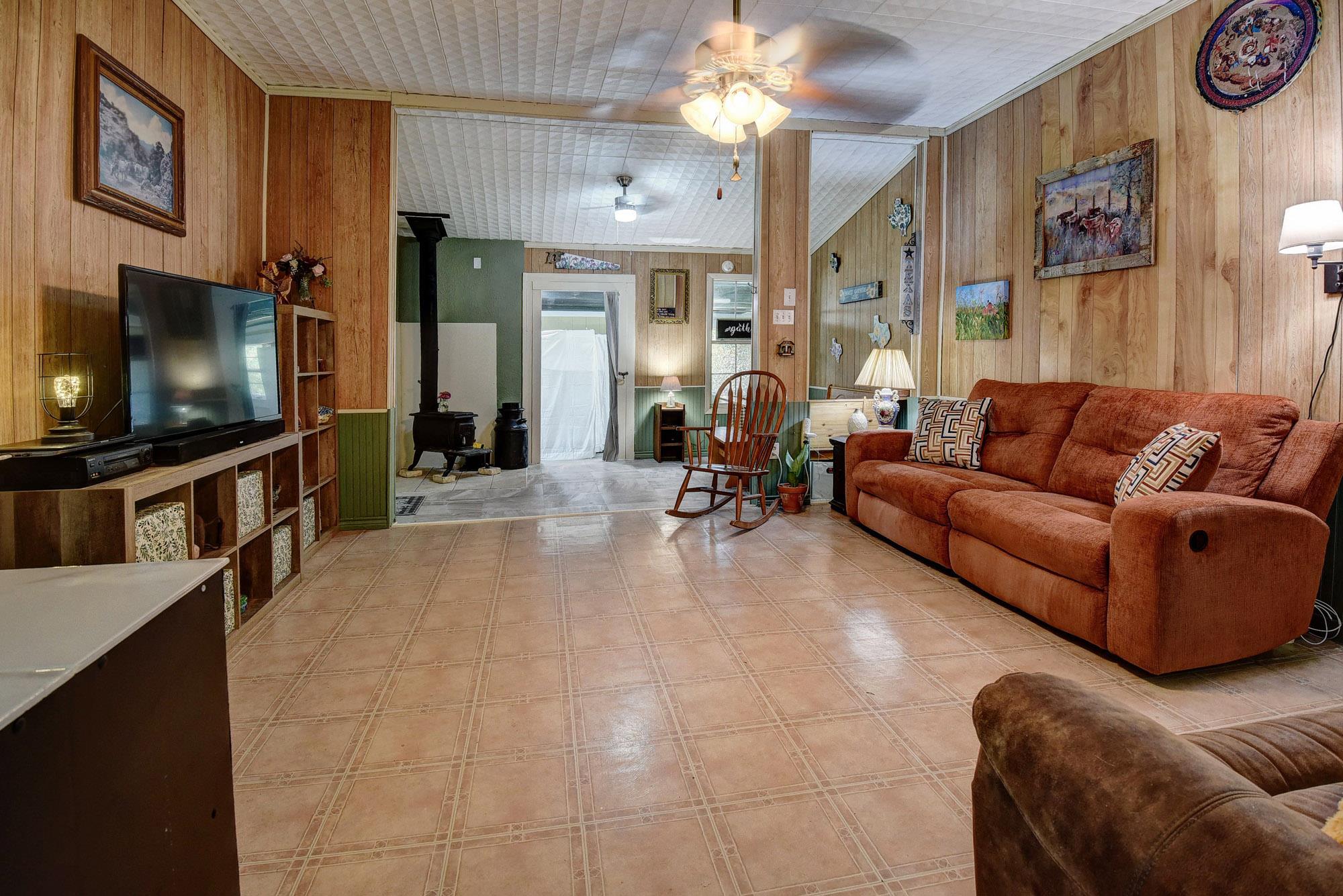 1114 Spotted Horse TRL