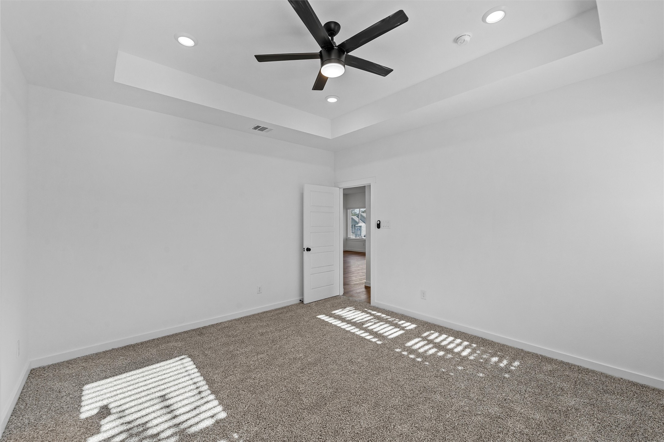 421 E Walnut Street