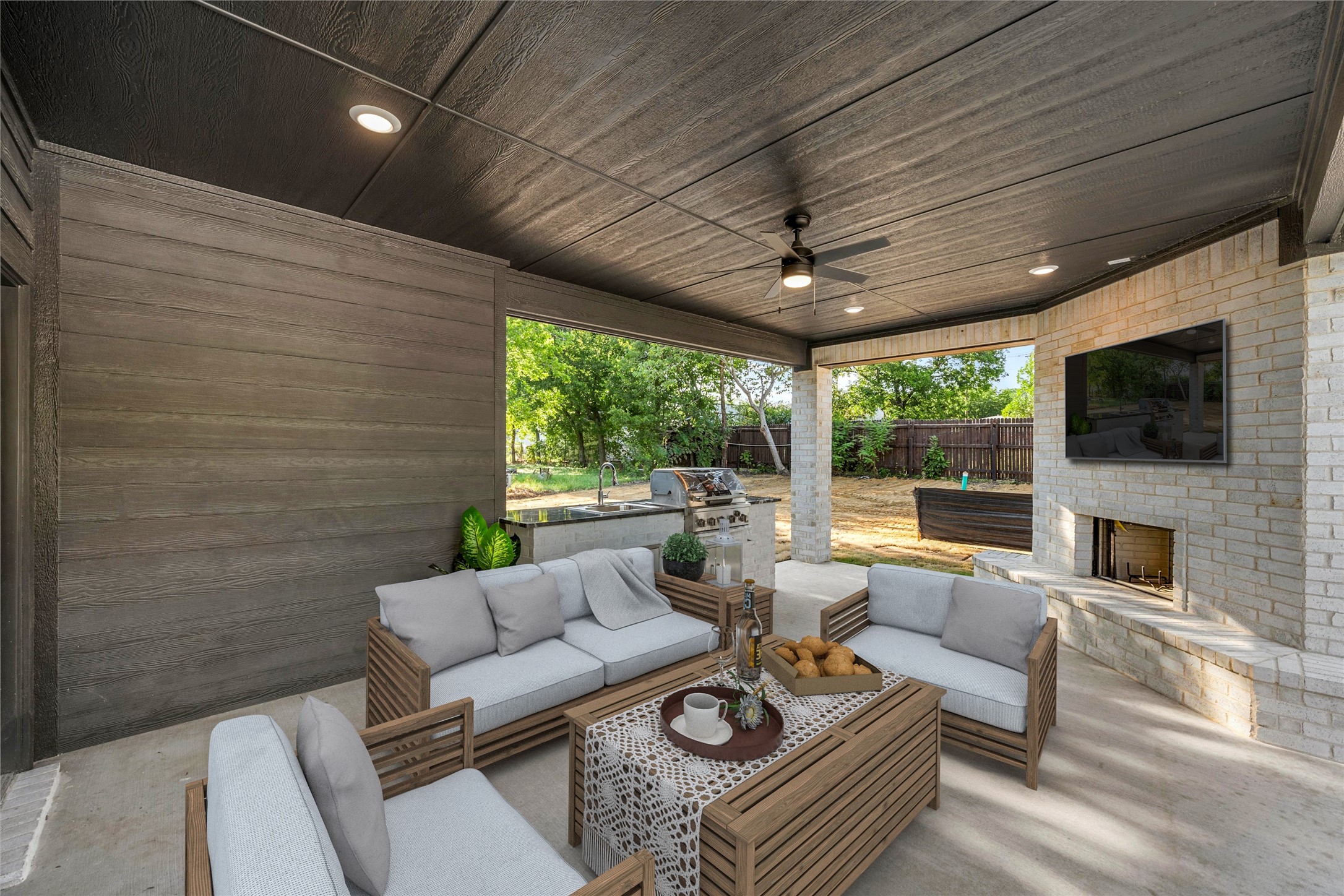 421 E Walnut Street