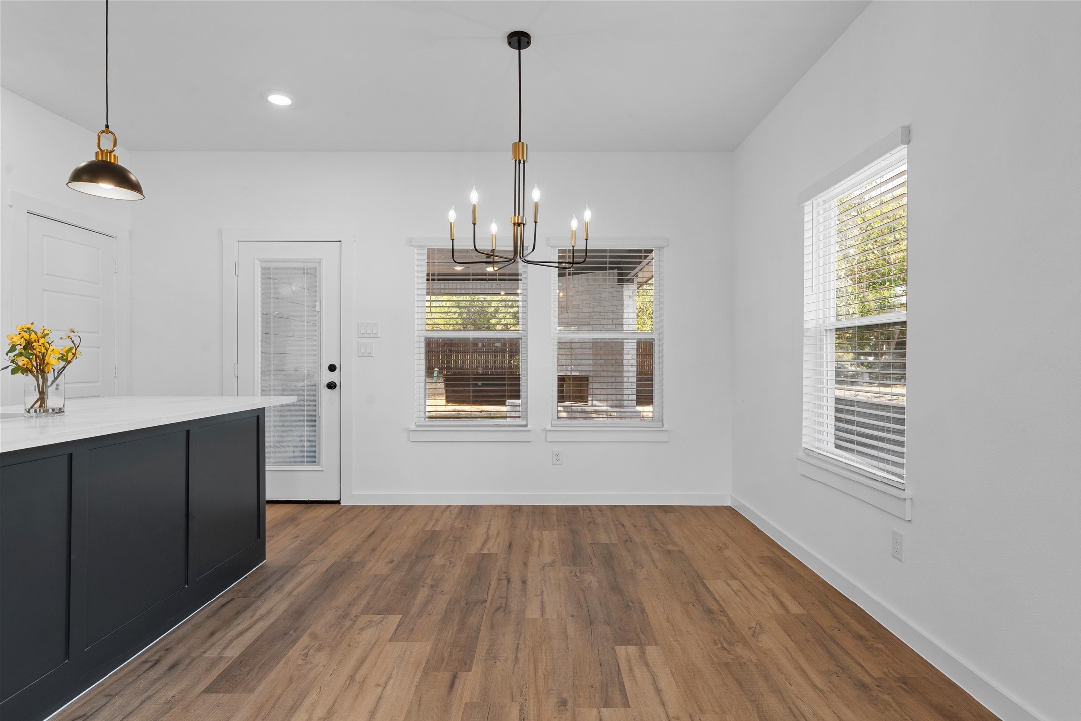 421 E Walnut Street