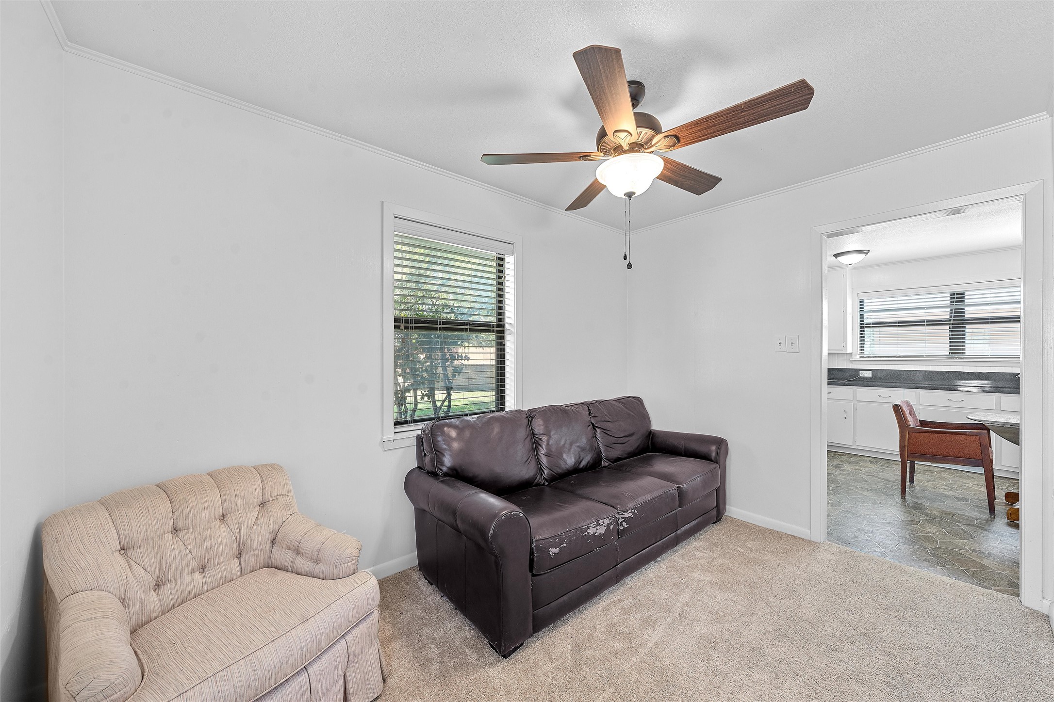 1505 Jane Lane