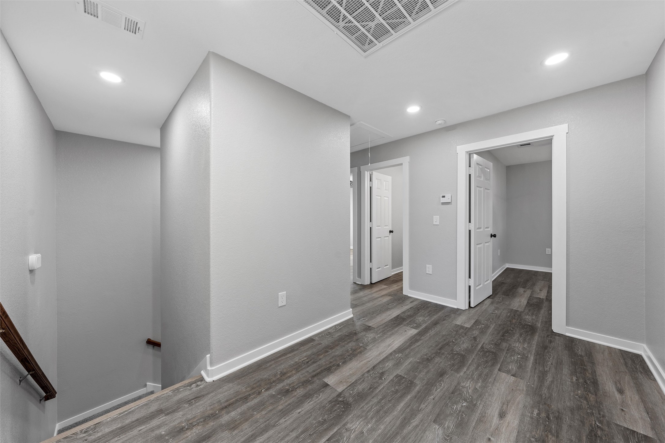 2311 Mistletoe Avenue