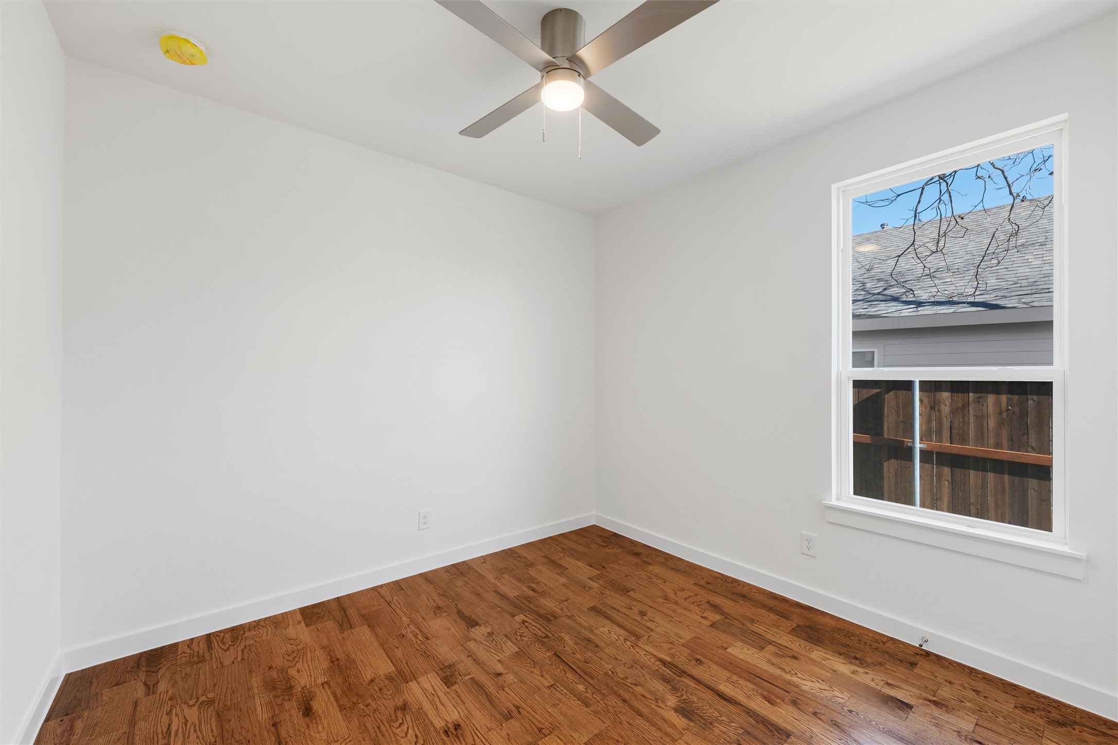 424 E Walnut Street