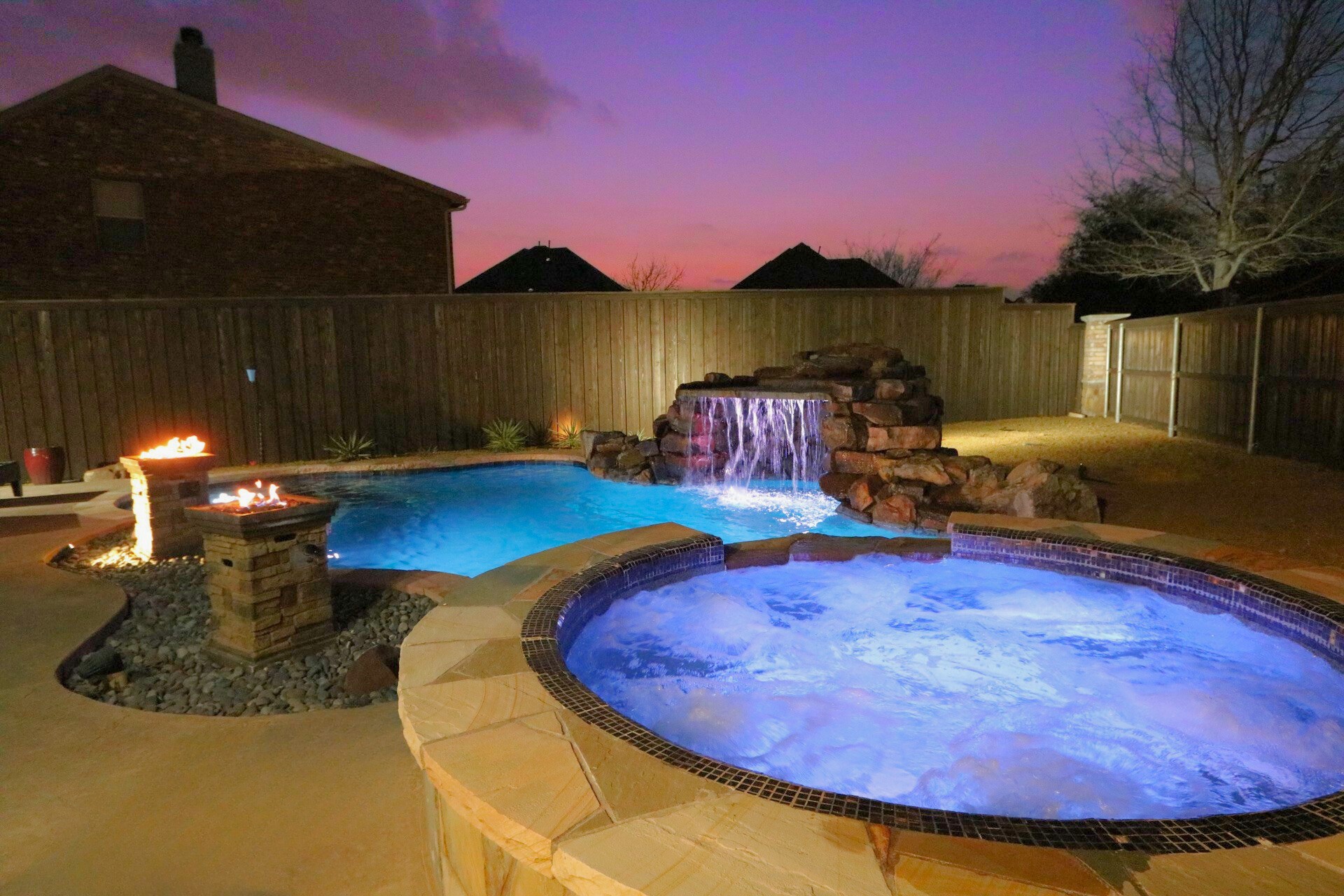 1000 Kerrville Way