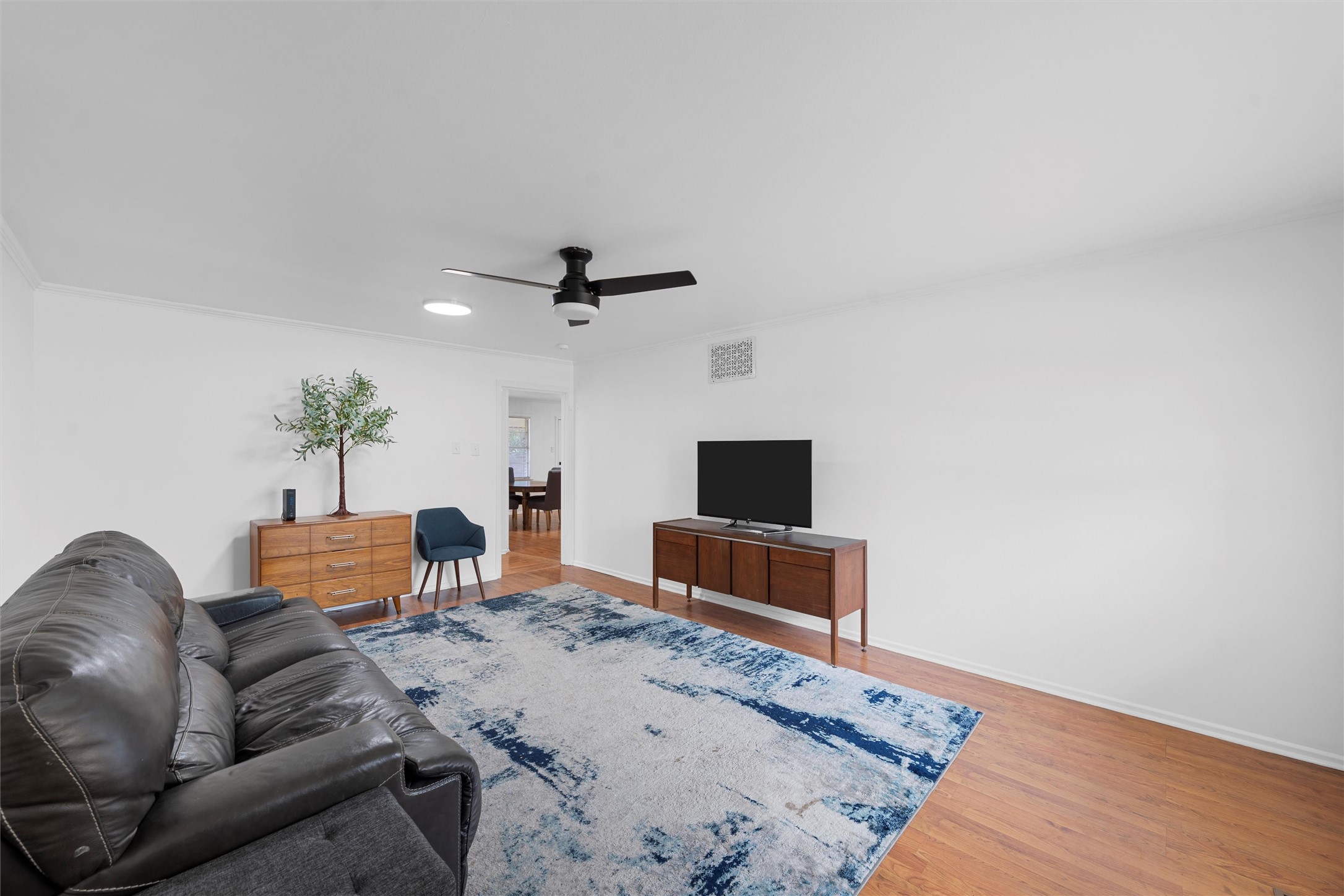 5517 Fairview Drive