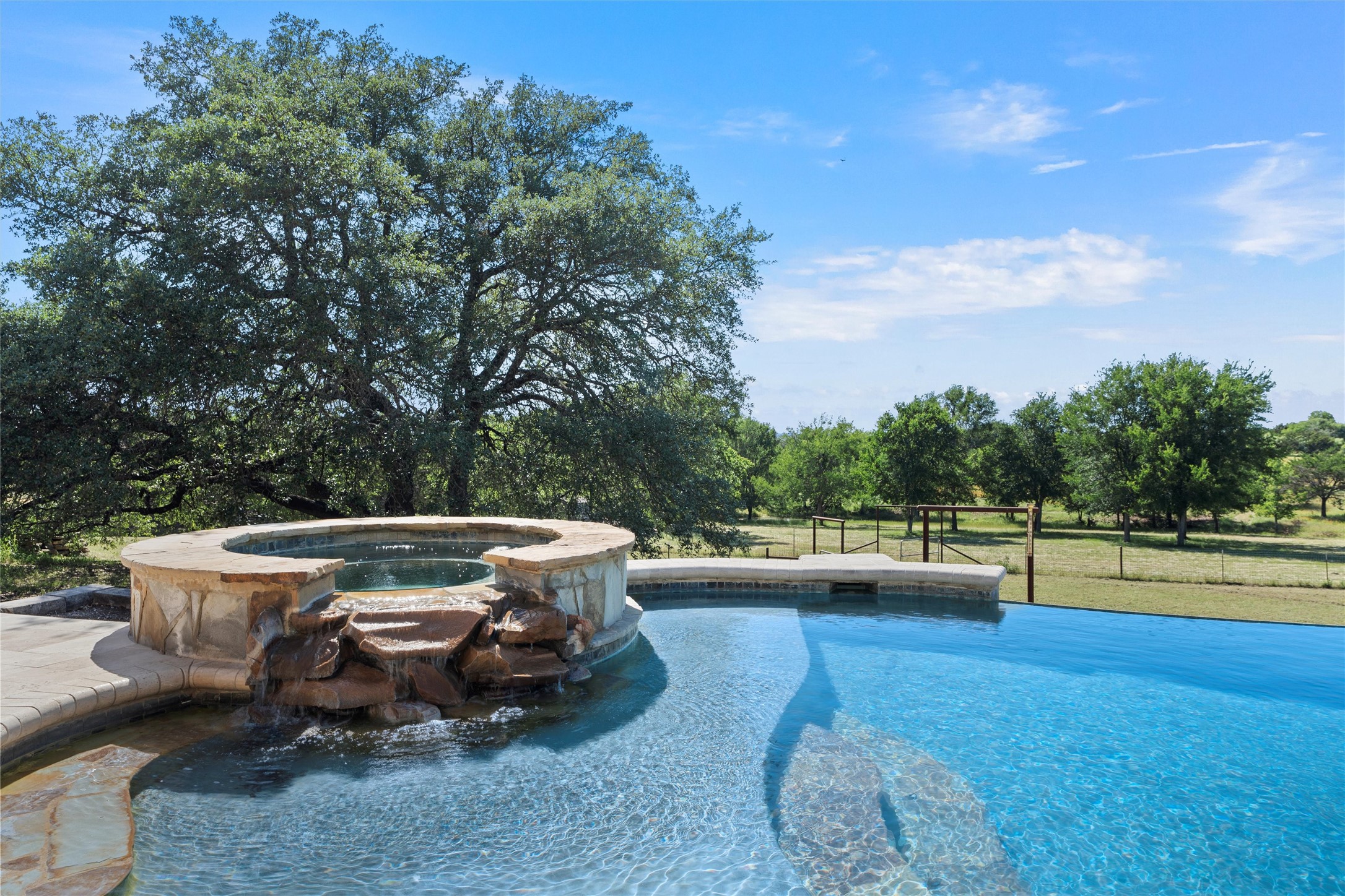 1527 Old Ranch Road