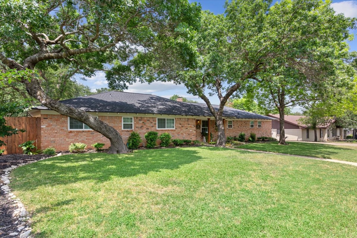 7844 Fairway Road